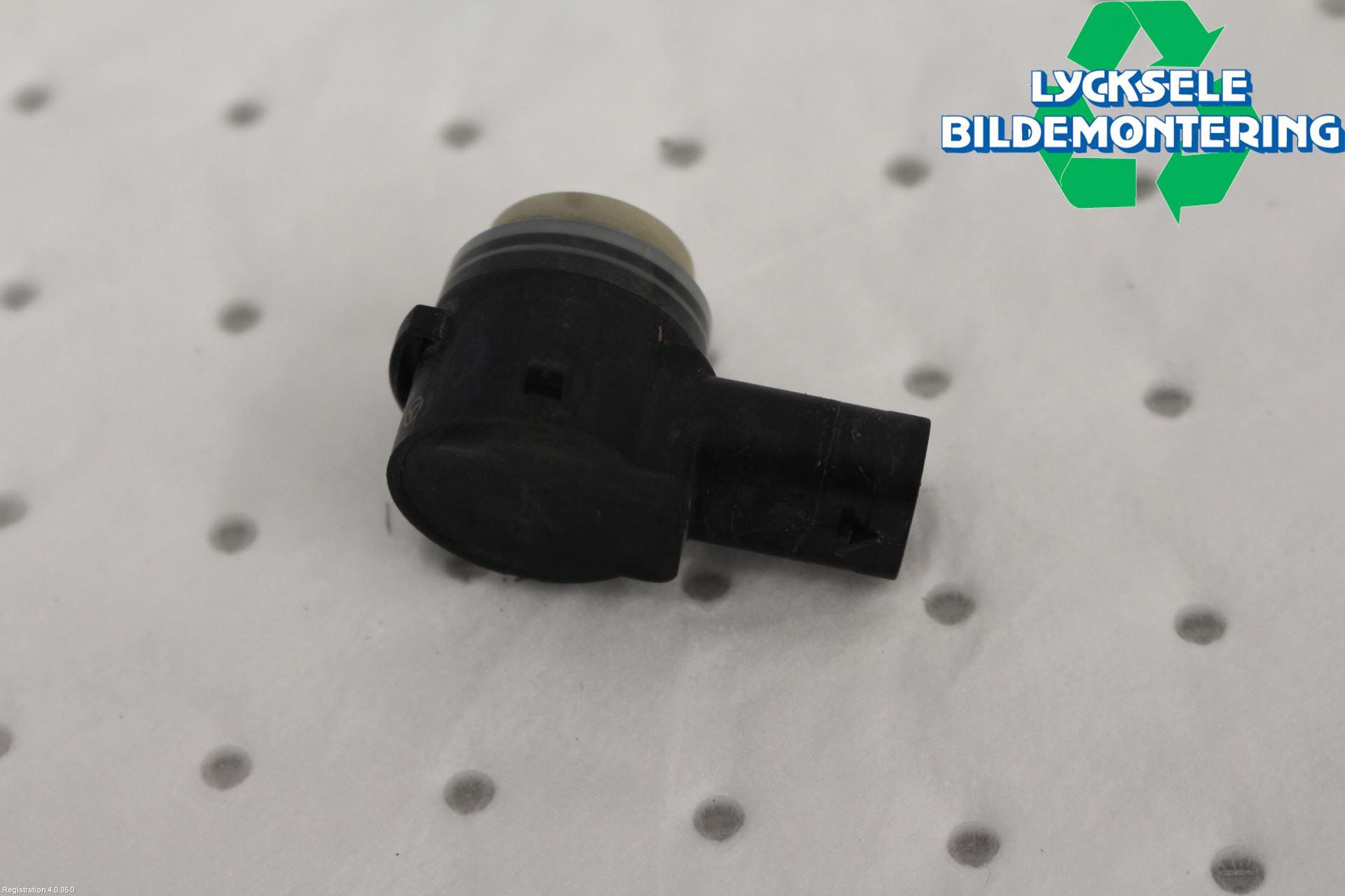 Mercedes-Benz MB C-KLASS (W205) 14-21 Parkeringshjälp Frontsensor