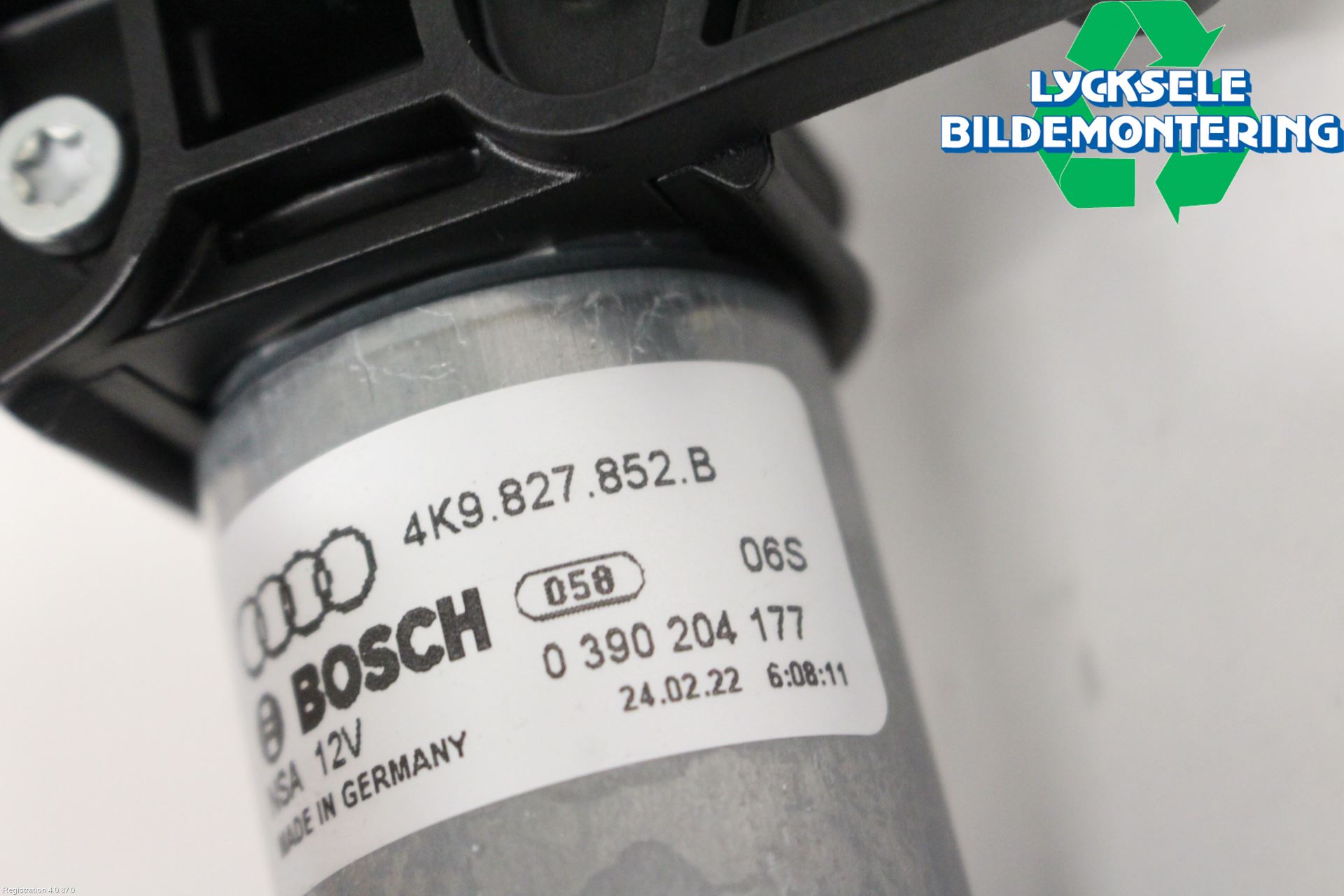 Audi A6 F2/C8 19- Bakluckeöppnare Automatisk