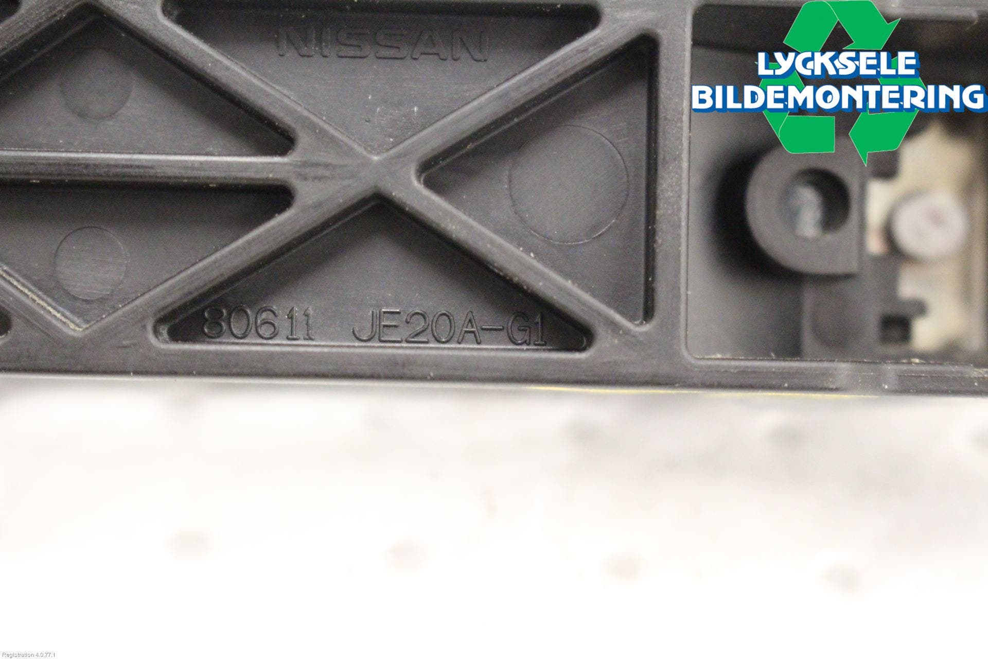 Nissan QASHQAI 10-14 Dörrhandtag Yttre Vä