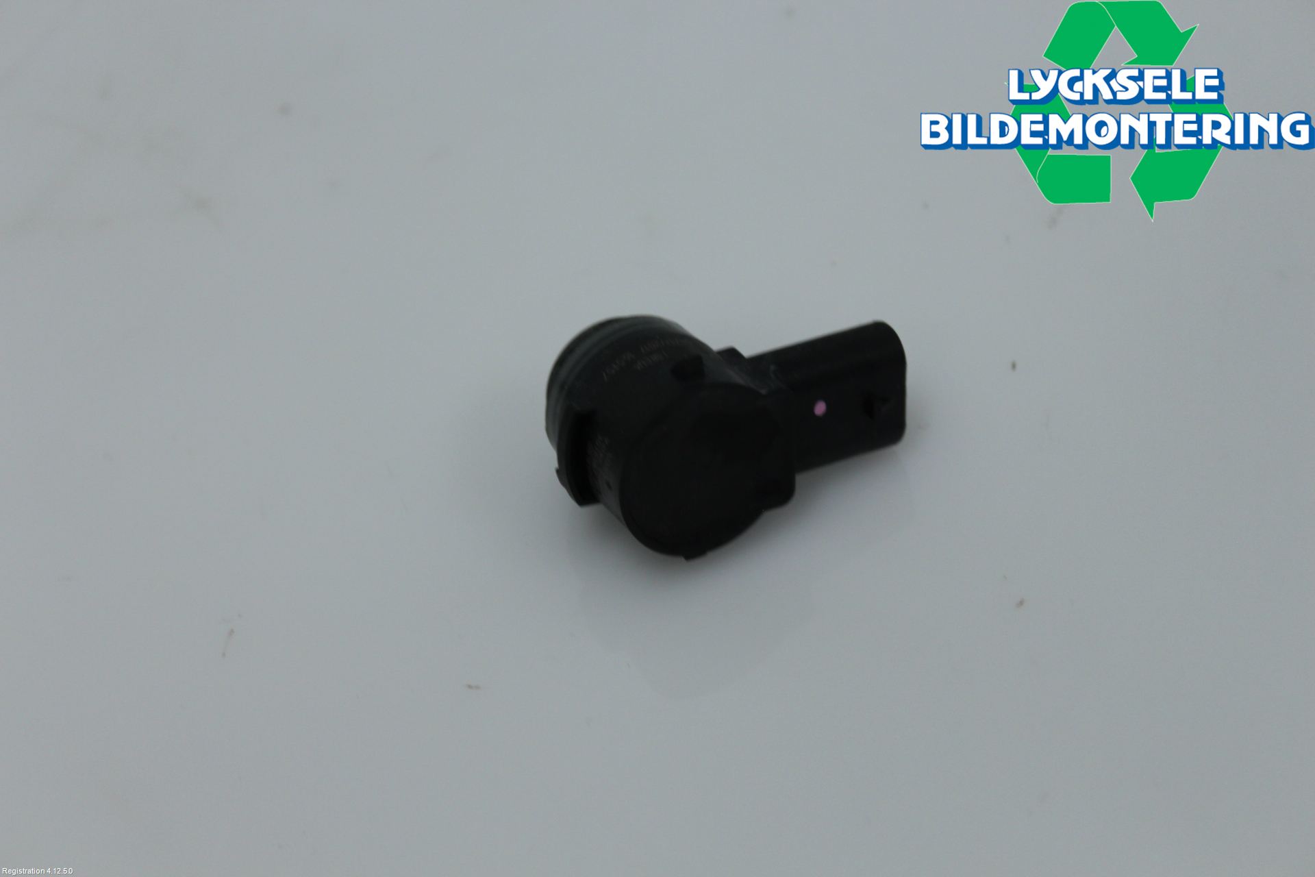 Volkswagen VW PASSAT 15-19 Parkeringshjälp Frontsensor