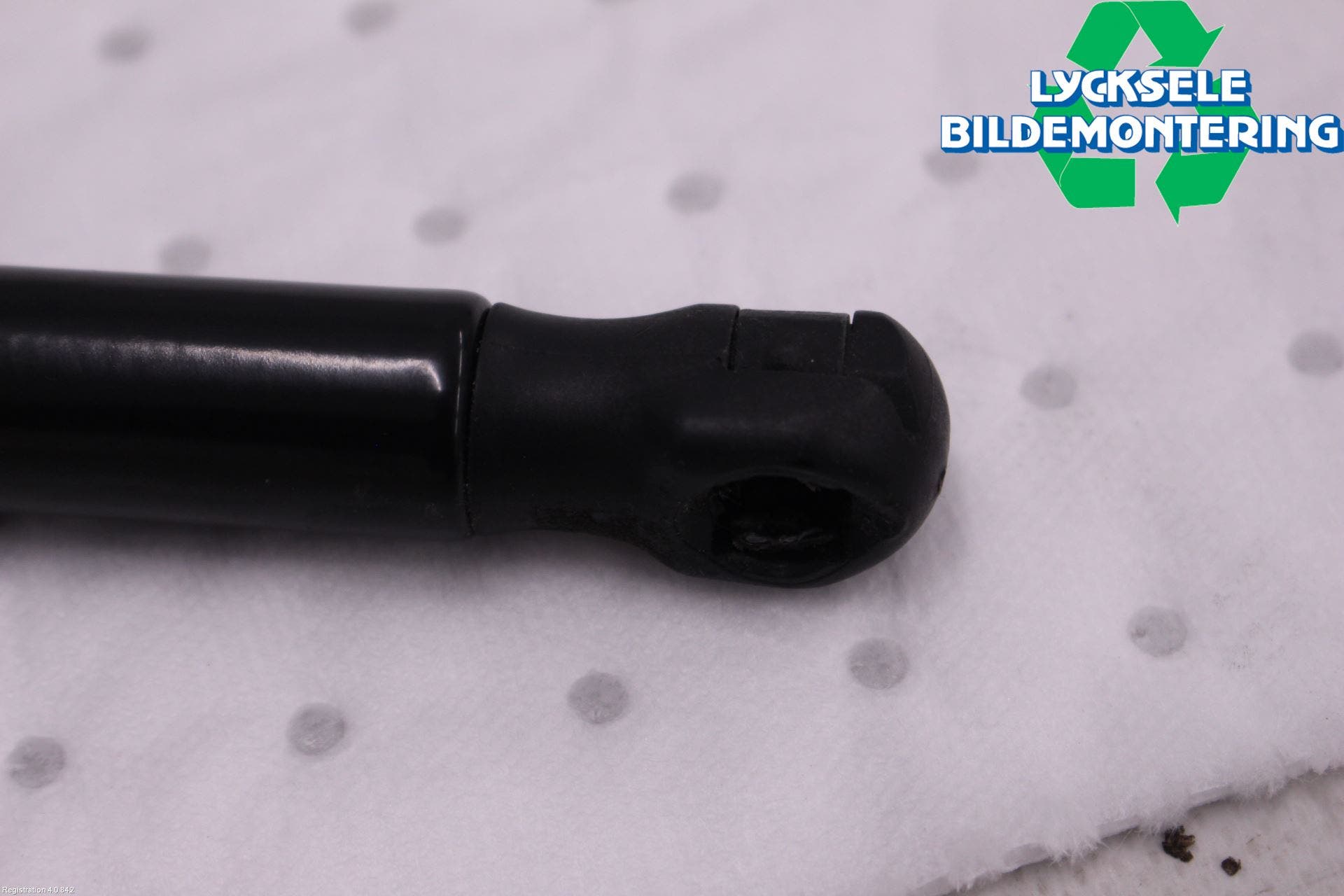 Audi A3/S3 8V 13-20 Gasfjäder Motorhuv