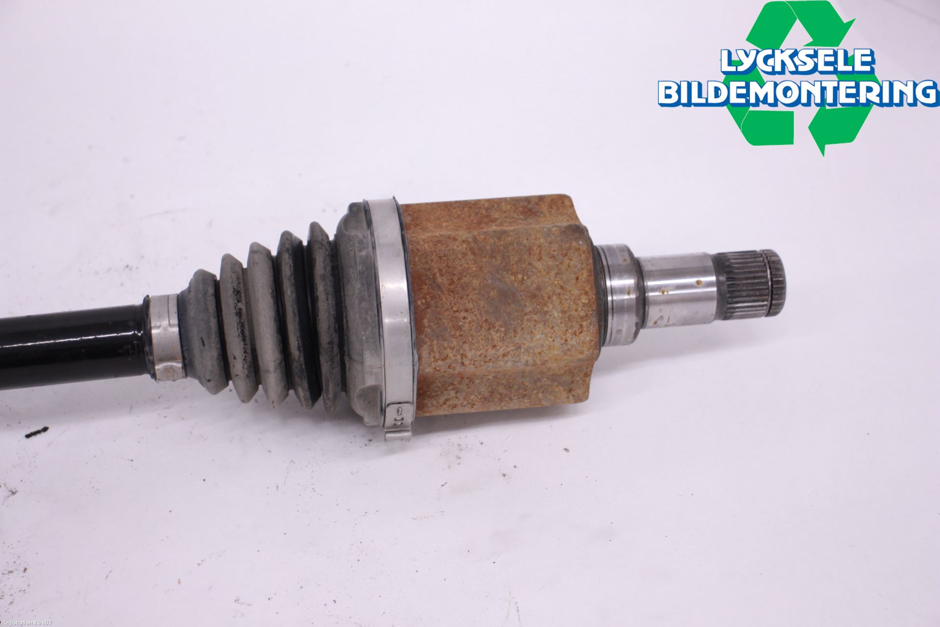 Volkswagen VW ID.4 21- Drivaxel Fram Vänster
