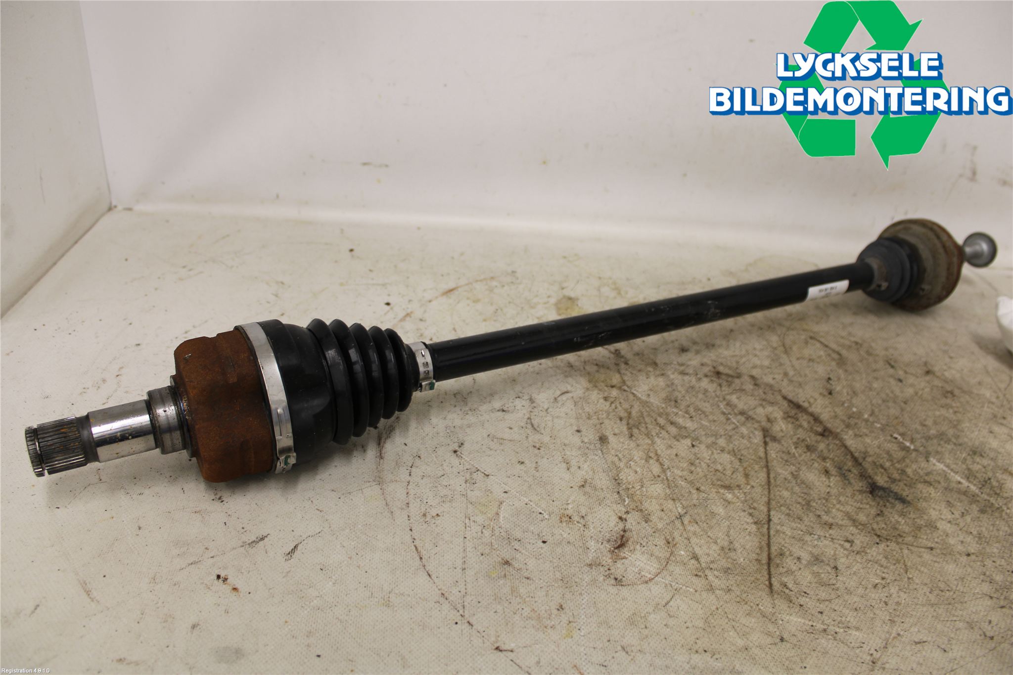 Volkswagen VW ID.3 21- Drivaxel Bak Höger