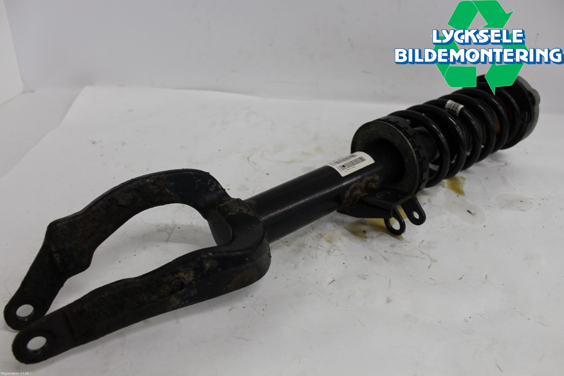 BMW 5 F10/F11/F18 09-17 Fjäderben Fram Vänster