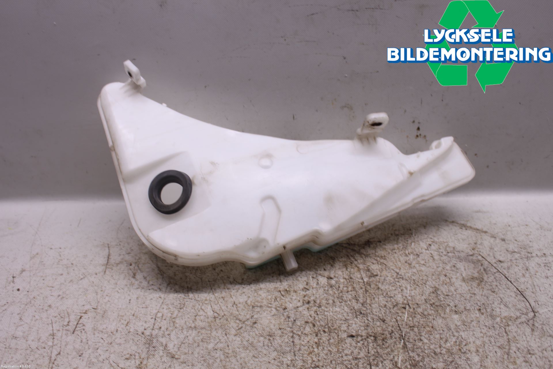 Audi A6 ALLROAD 12-18 Spolartank Vindruta