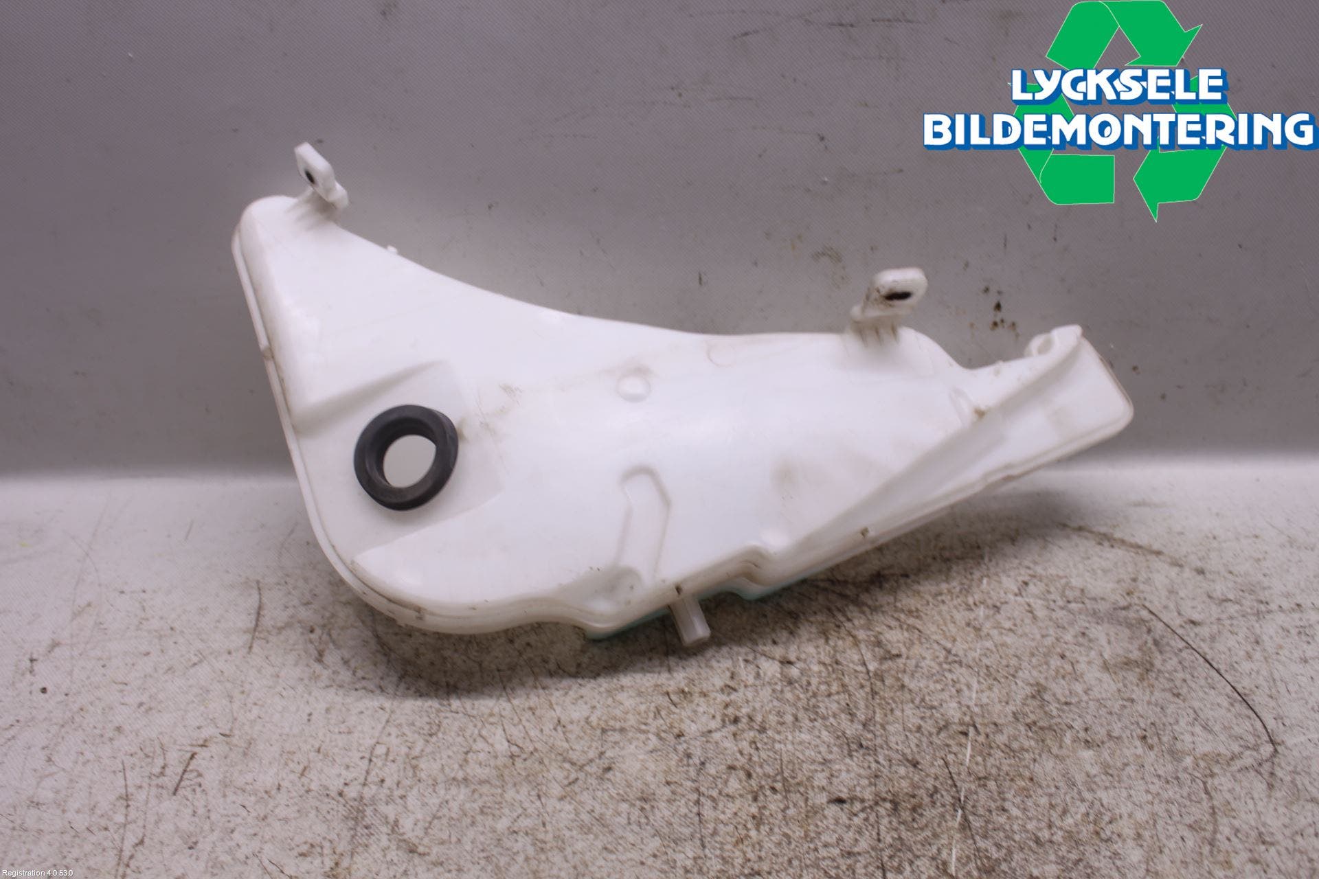 Audi A6 ALLROAD 12-18 Spolartank Vindruta