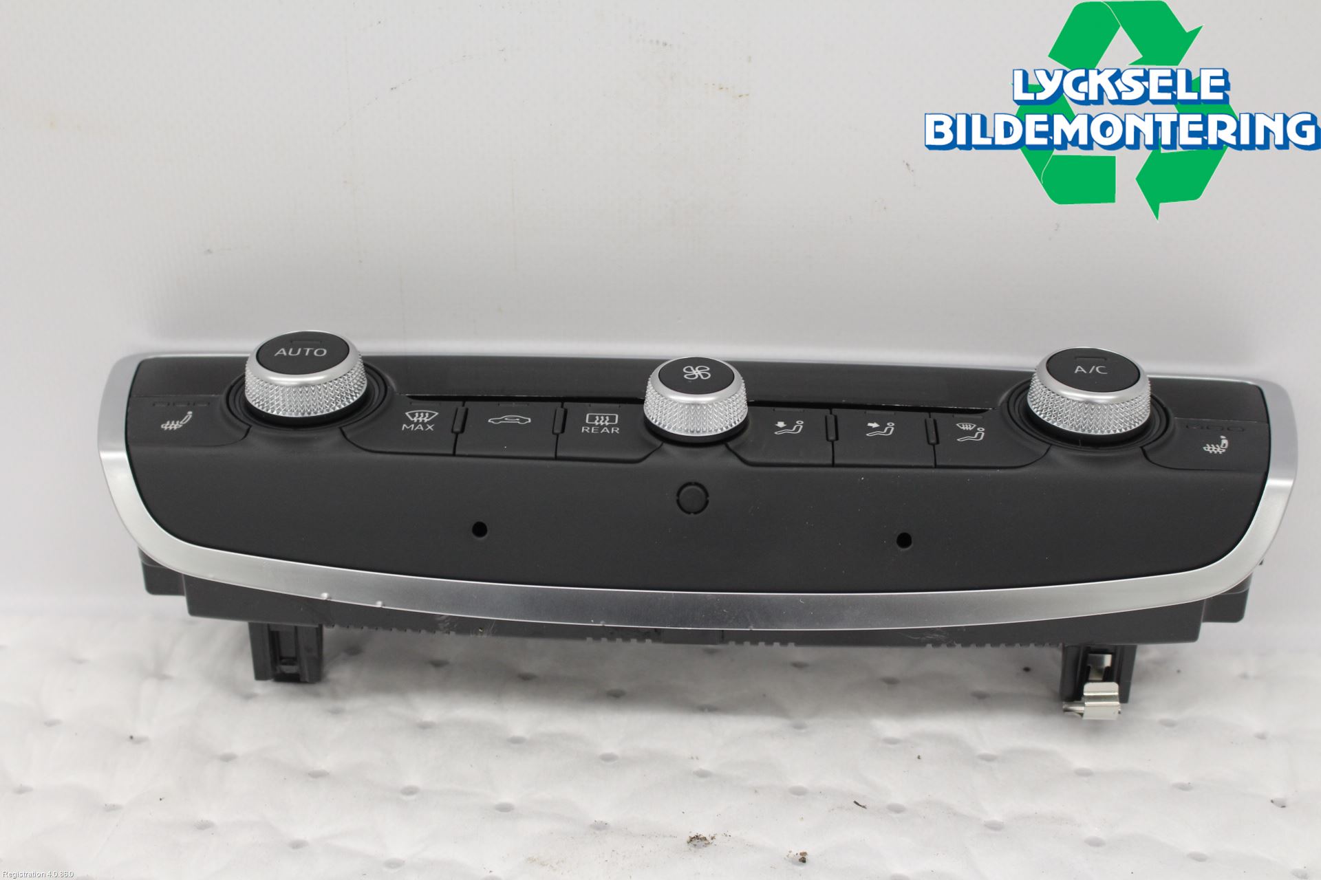 Audi A1 19- Ac Styrenhet Ac Manöveren