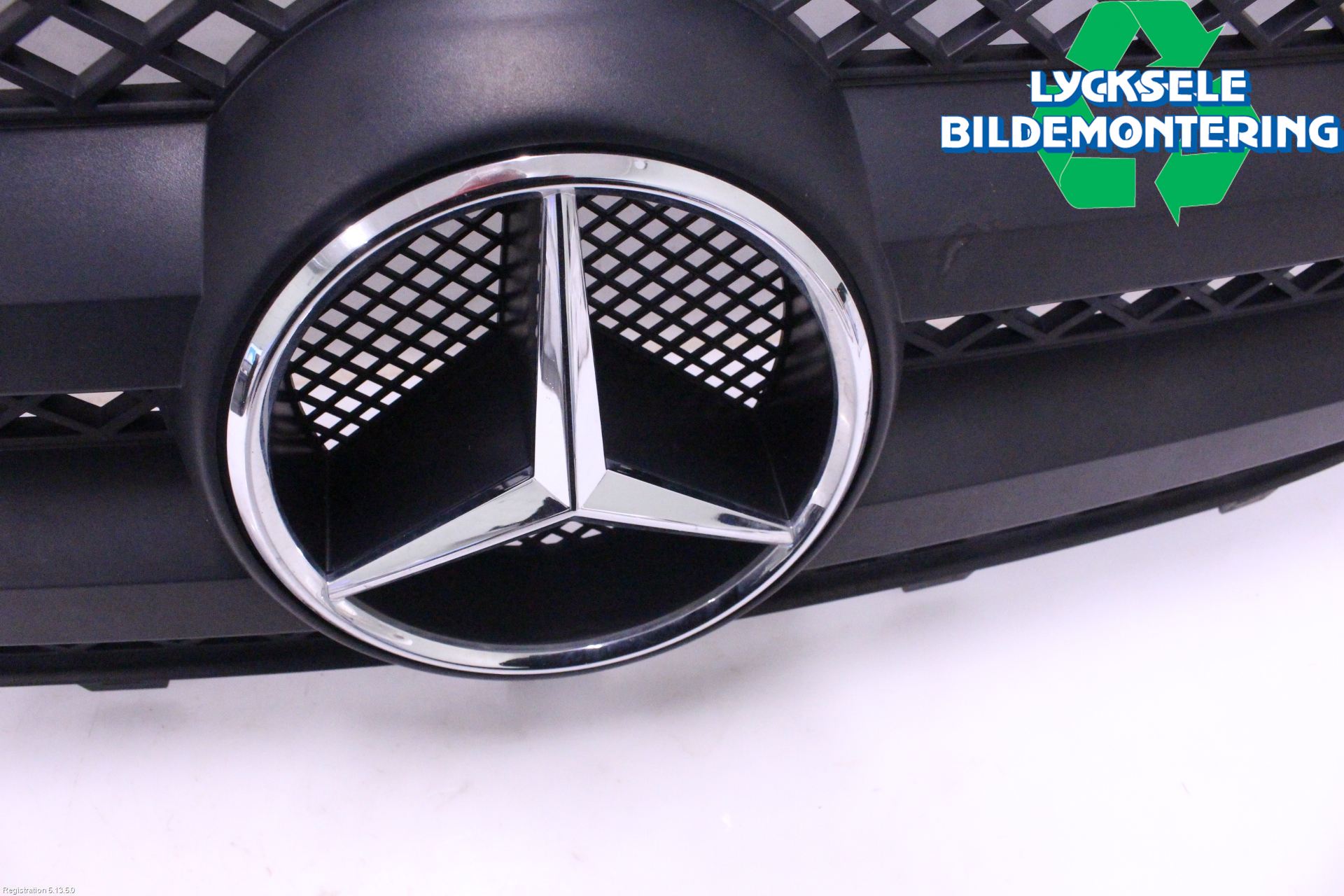 Mercedes-Benz MB SPRINTER (W906) 06-18 Grill Komp