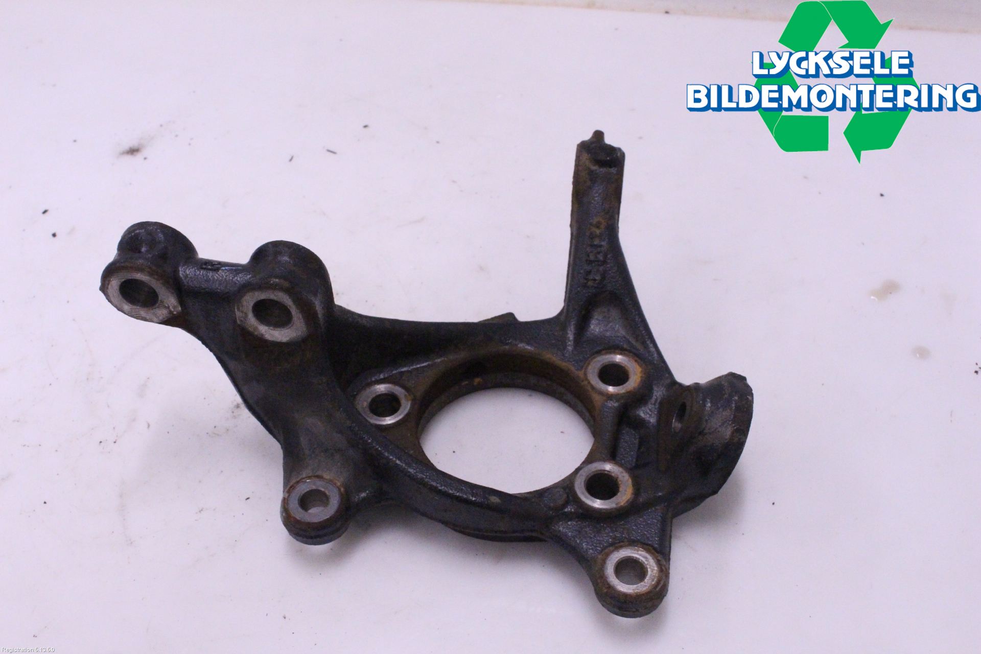 Toyota COROLLA 19- Styrspindel Lagerhus Hö
