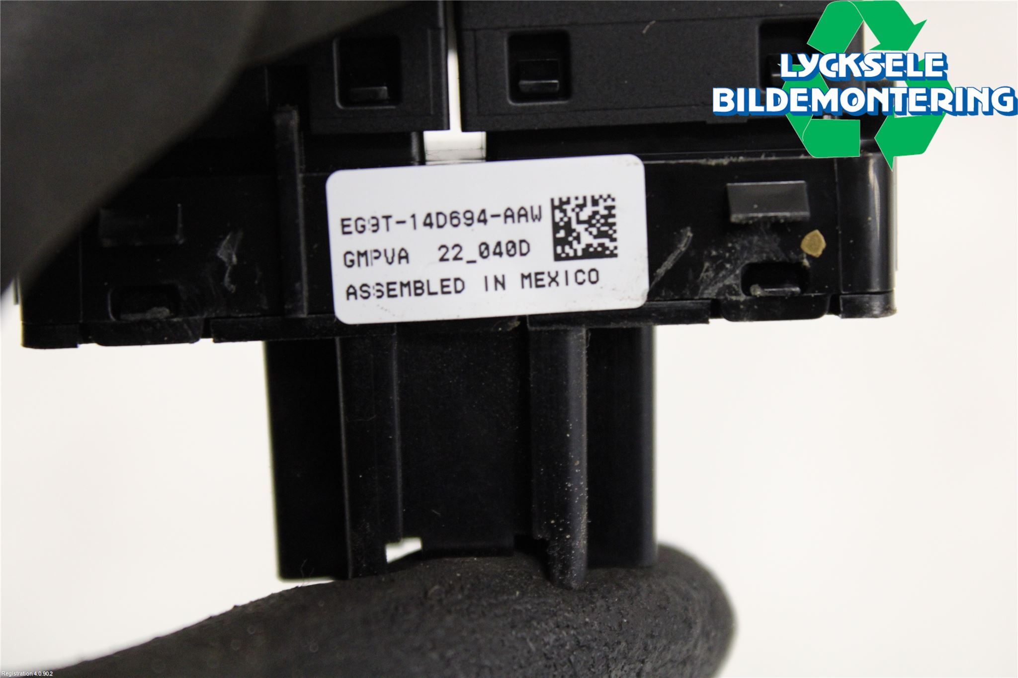 Ford KUGA/KUGA PHEZ/FHEV 20- Strömställare Stolvärme