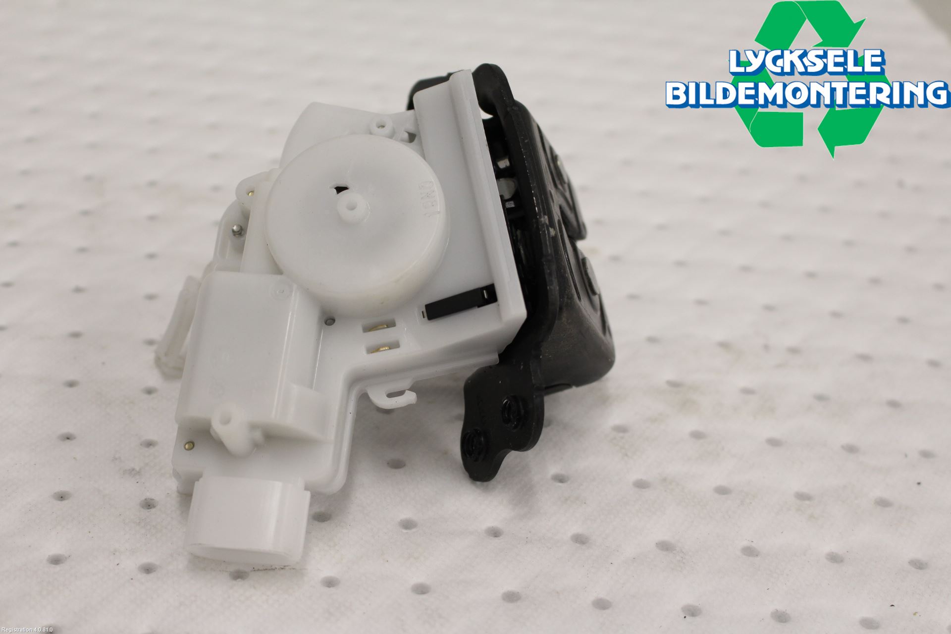 Toyota RAV4 19- Låskista Baklucka