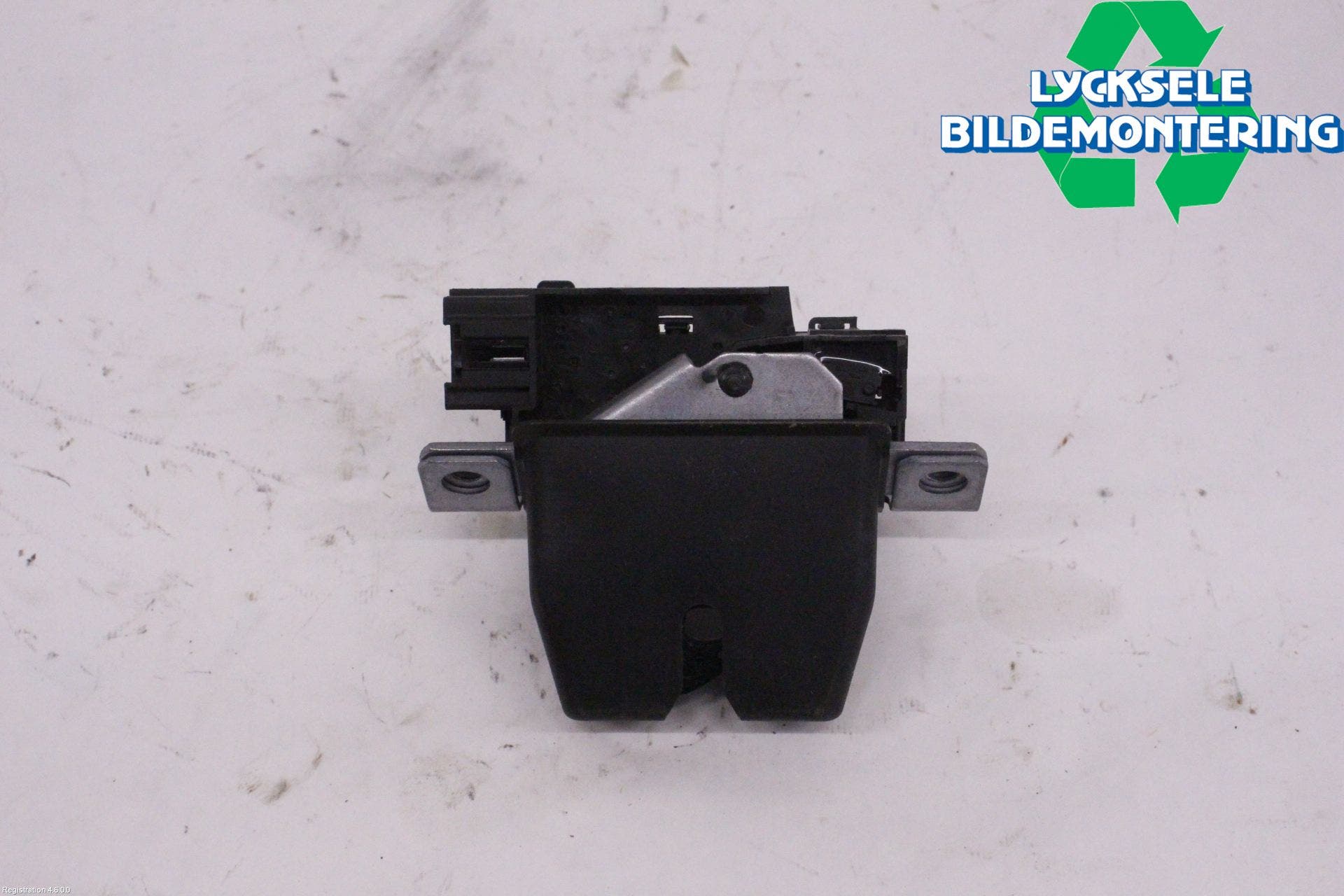 Ford KUGA/KUGA PHEZ/FHEV 20- Låskista Baklucka