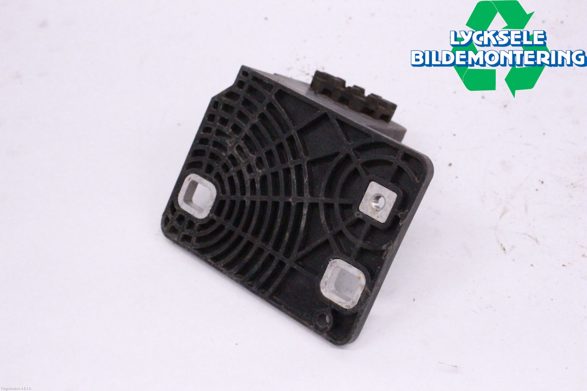 Volkswagen VW ID.4 21- Kylarfäste-Ram-Balk