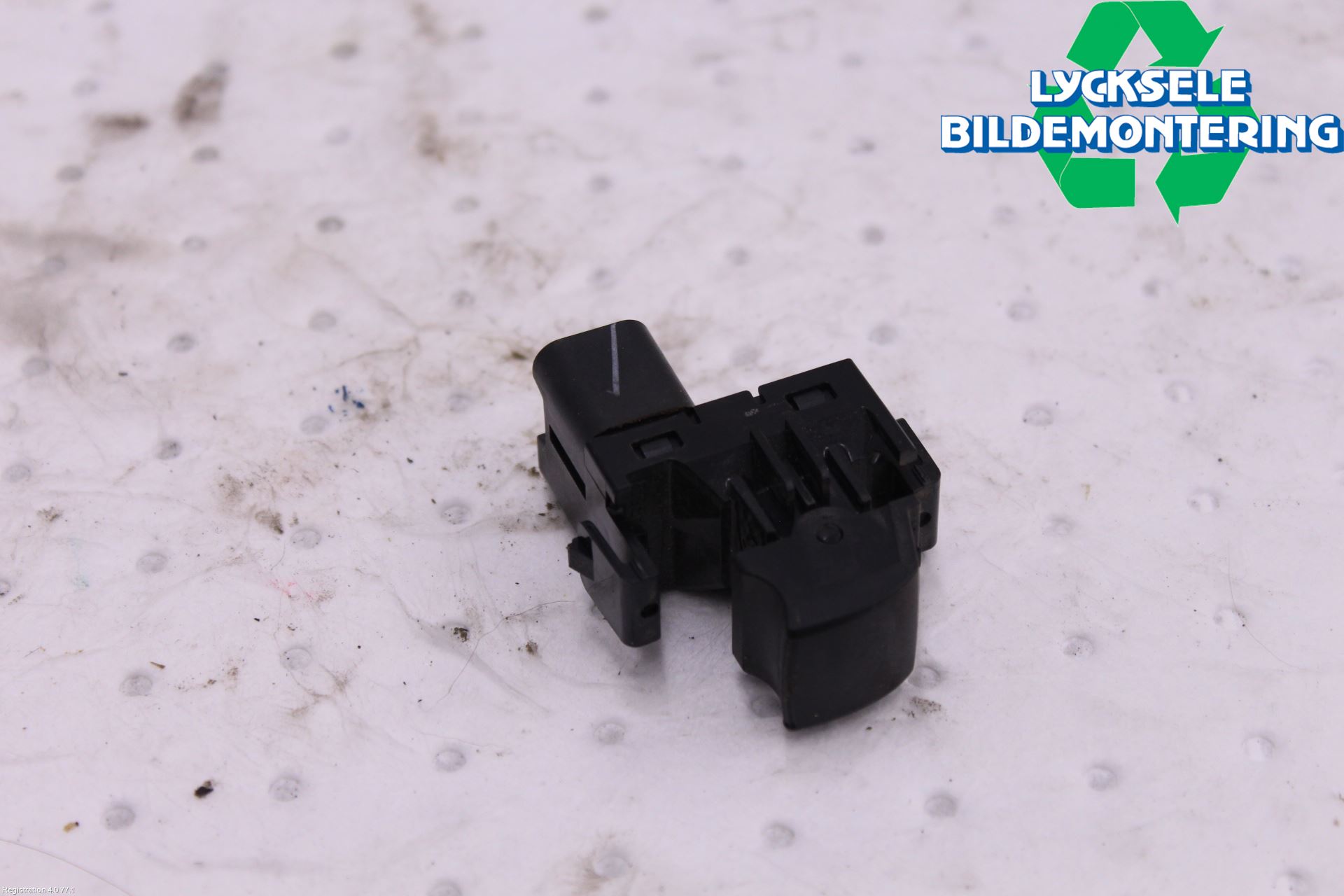 Mitsubishi L200 16-23 Strömställare Elhiss