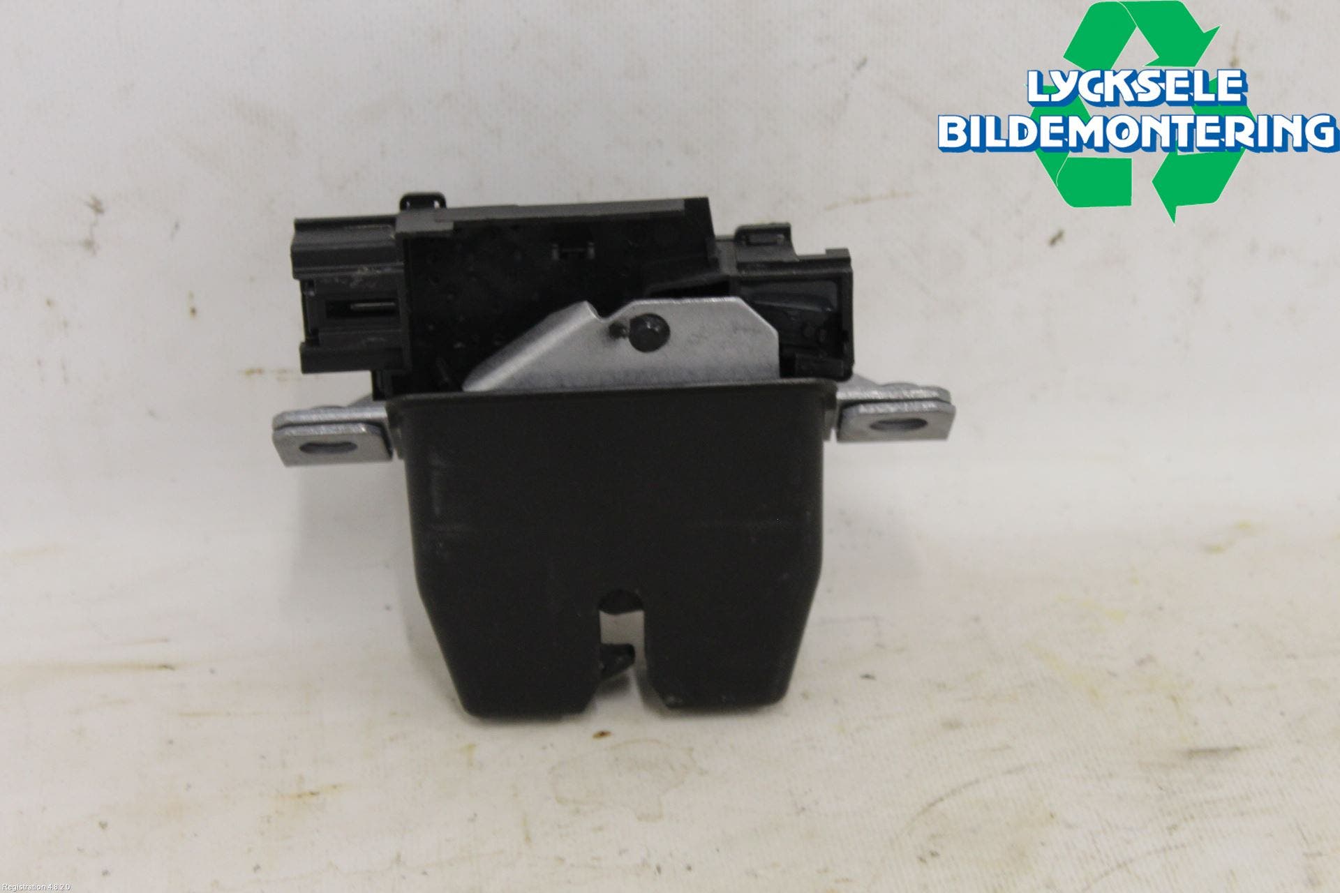 Ford KUGA/KUGA PHEZ/FHEV 20- Låskista Baklucka