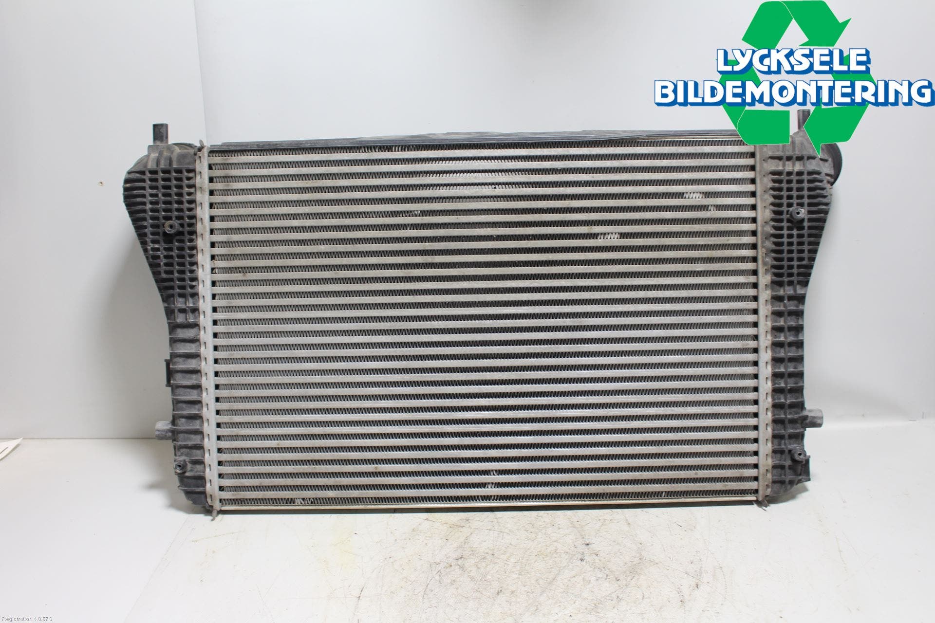 Volkswagen VW PASSAT 05-11 Laddluft-Intercooler Kyl