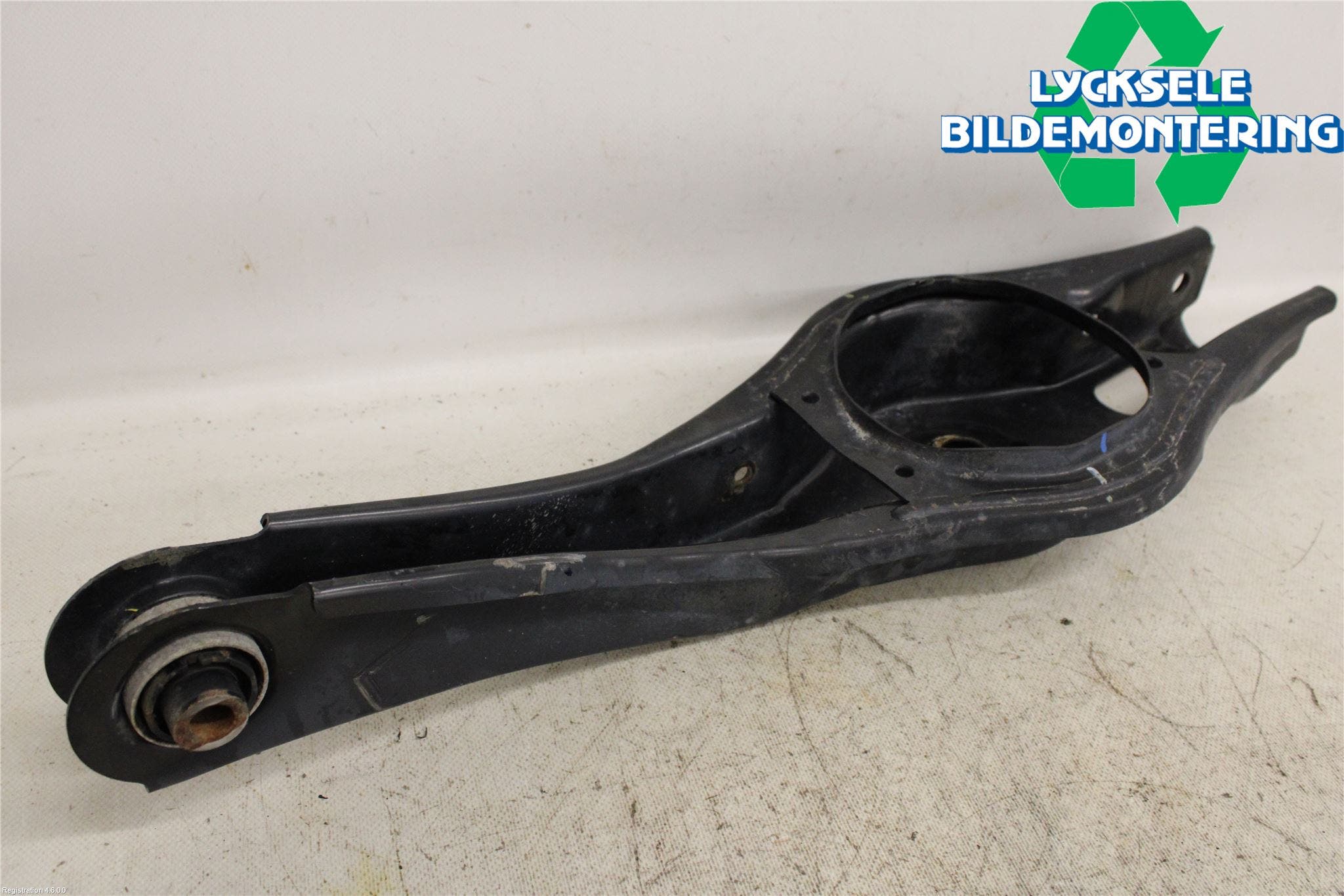 Kia NIRO (DE) 17-22 Bärarm Bak Höger