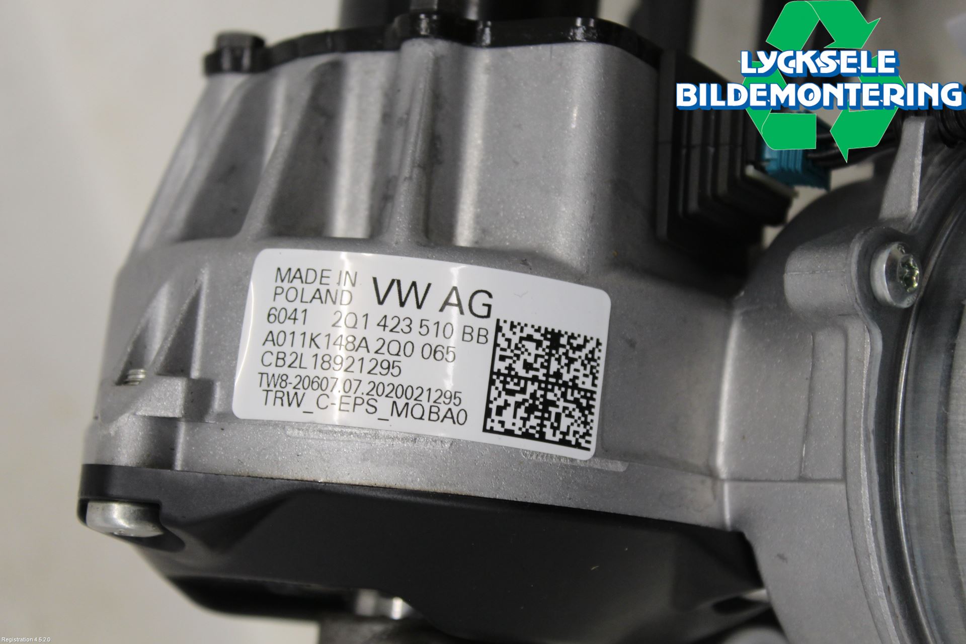 Seat ARONA Rattaxelagg Med Inb Servo