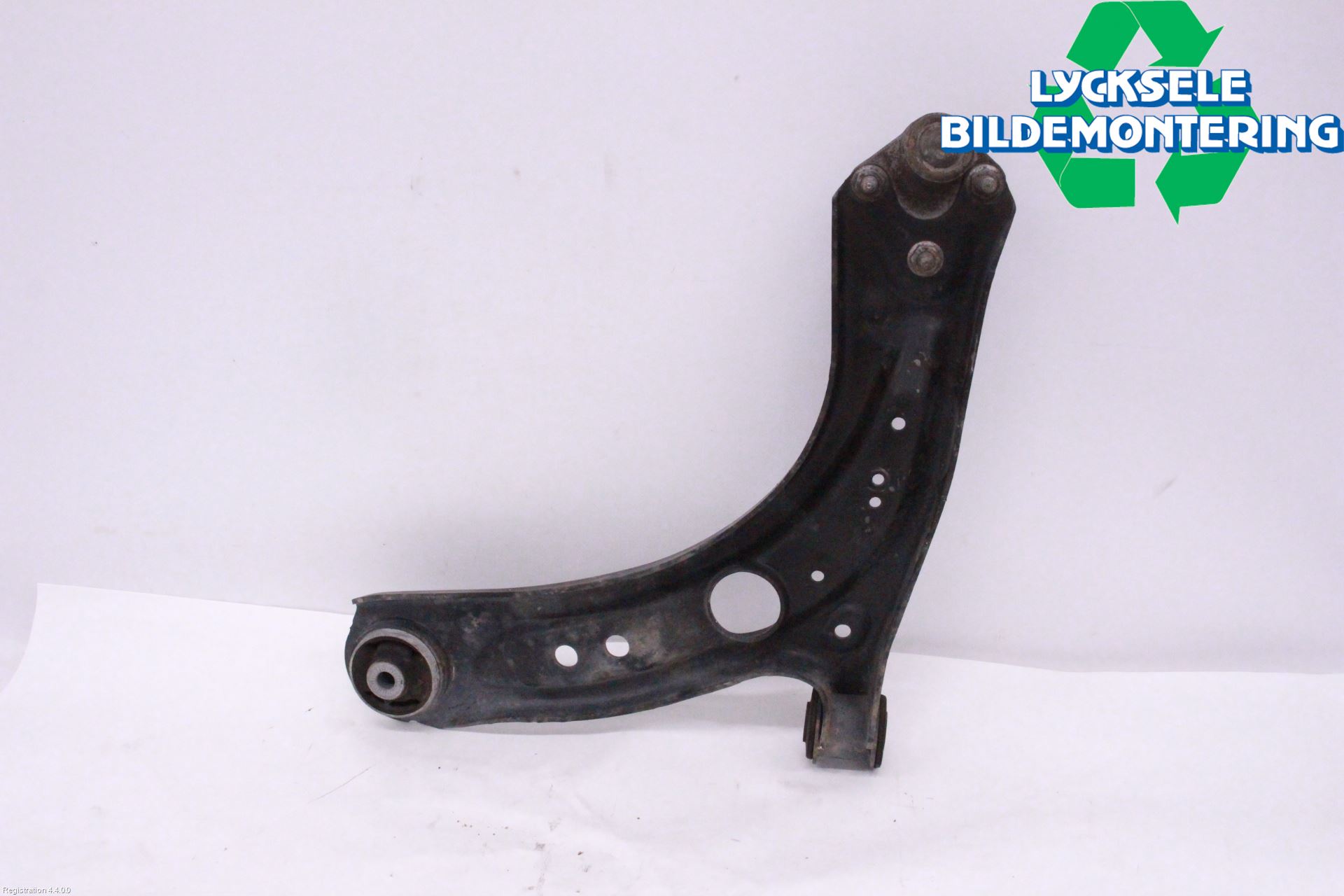 Cupra LEON 21- Bärarm Fram Undre Hö