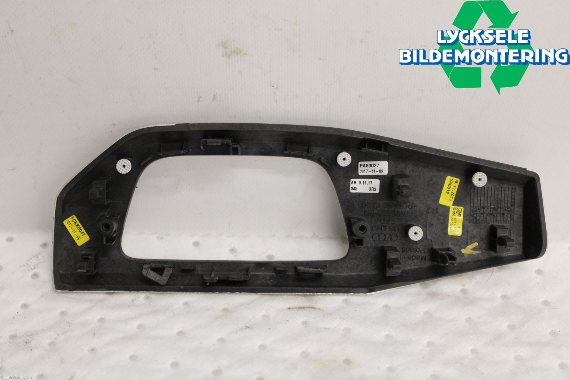 Audi A4/S4 B9 16-19 Instrumentbräda Inlägg-Dekorlist