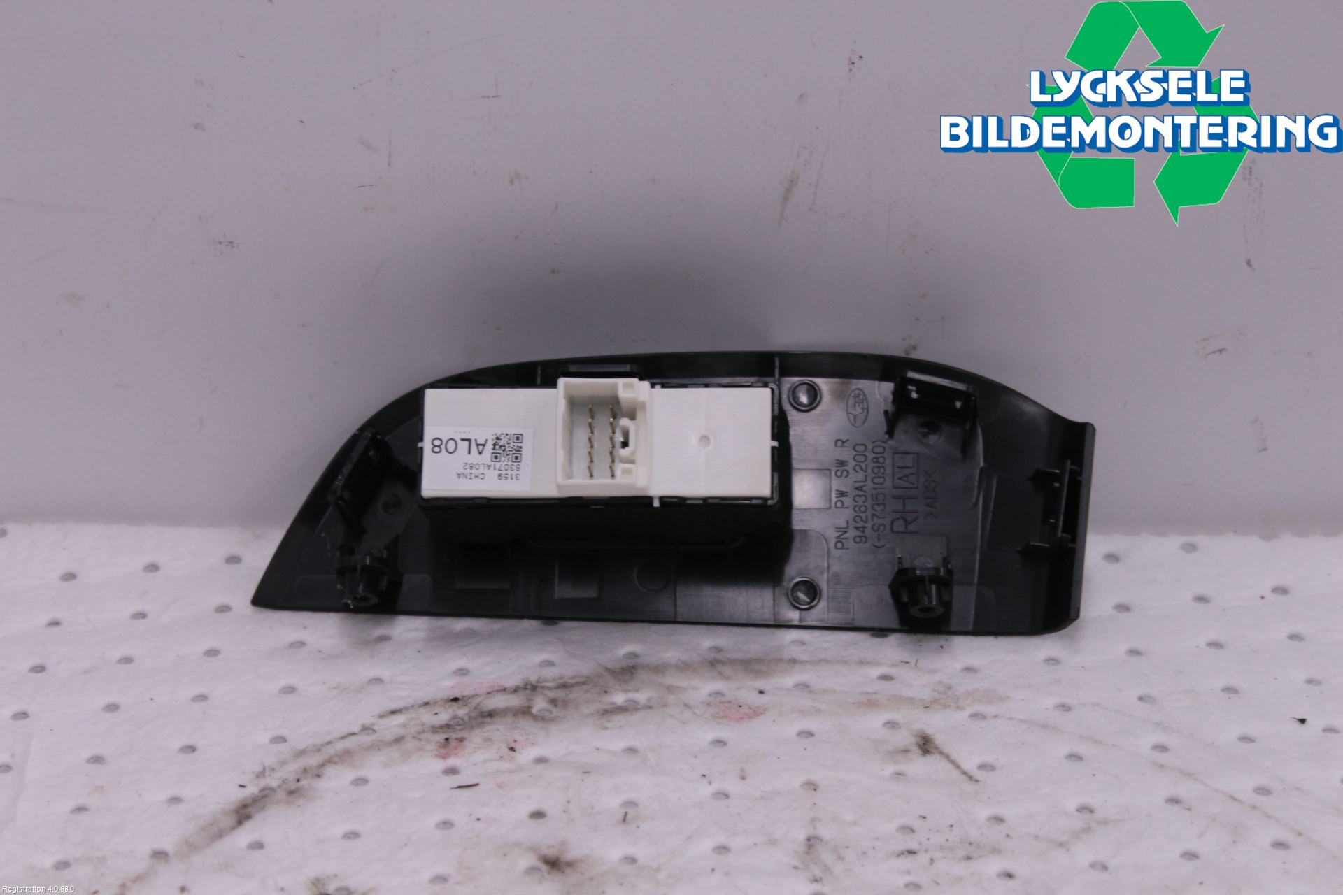 Subaru OUTBACK 15-20 Strömställare Elhiss