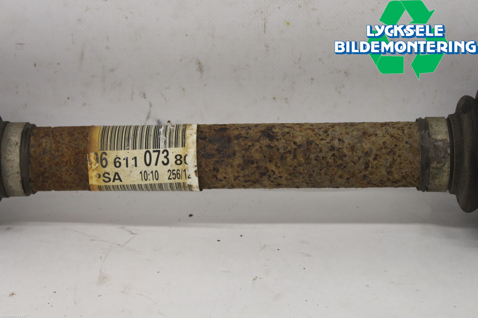 Peugeot 208 12-15 Drivaxel Fram Vänster