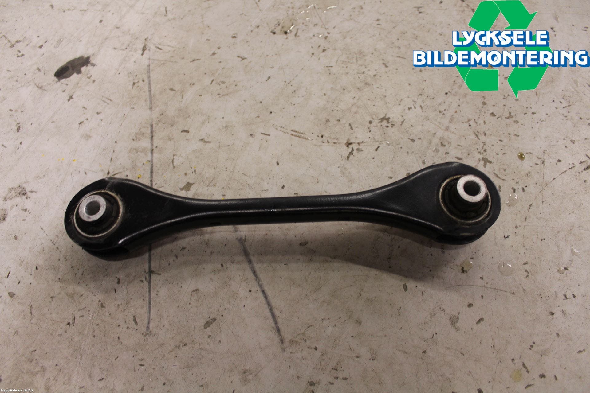 Volkswagen VW TIGUAN 16-24 Bärarm Bak Höger