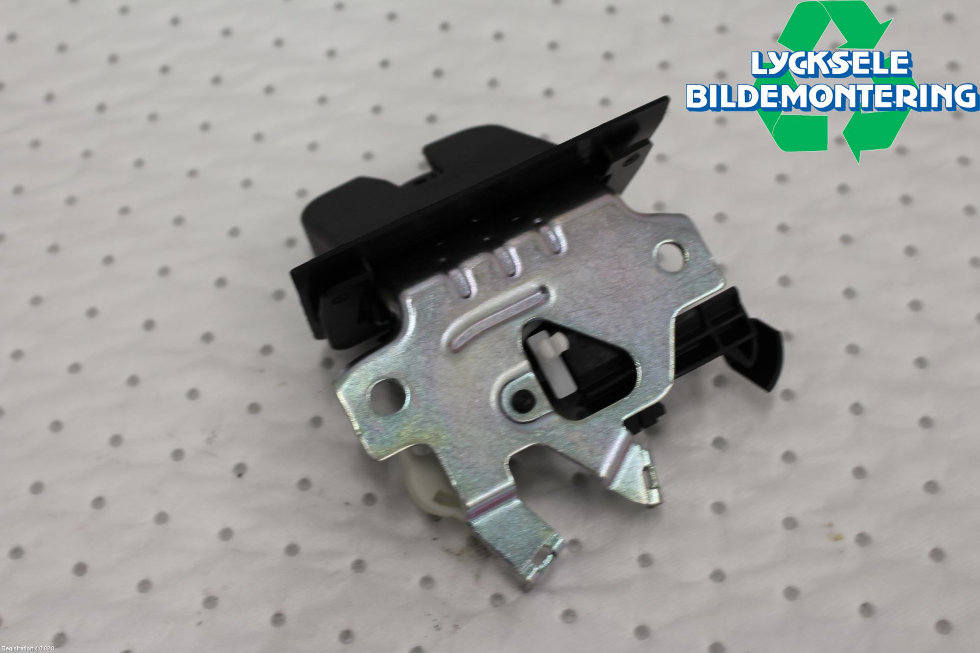 Audi A3/S3 8Y 21- Låskista Baklucka