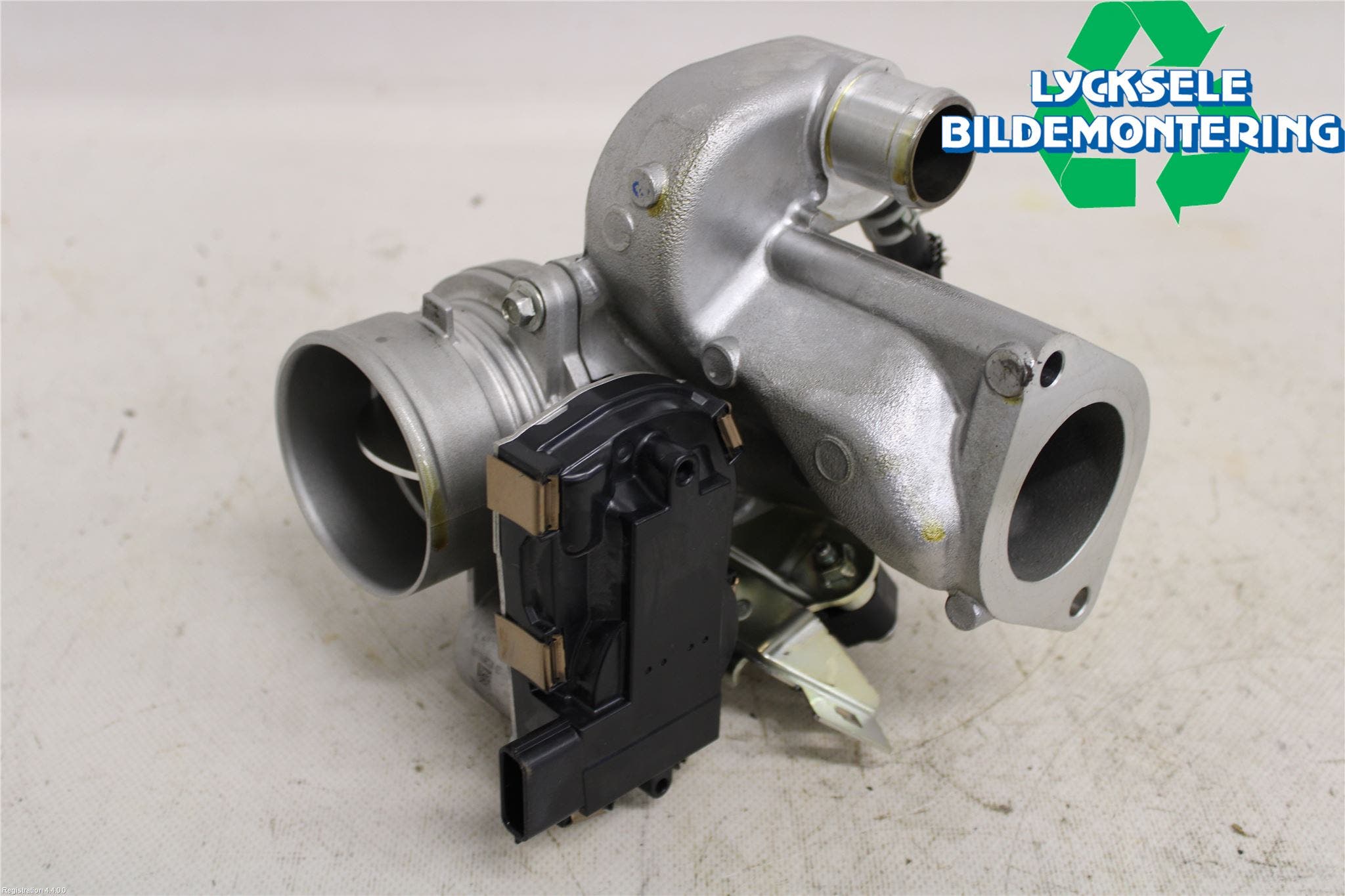 Nissan X-TRAIL T33 22- Injspjällhus