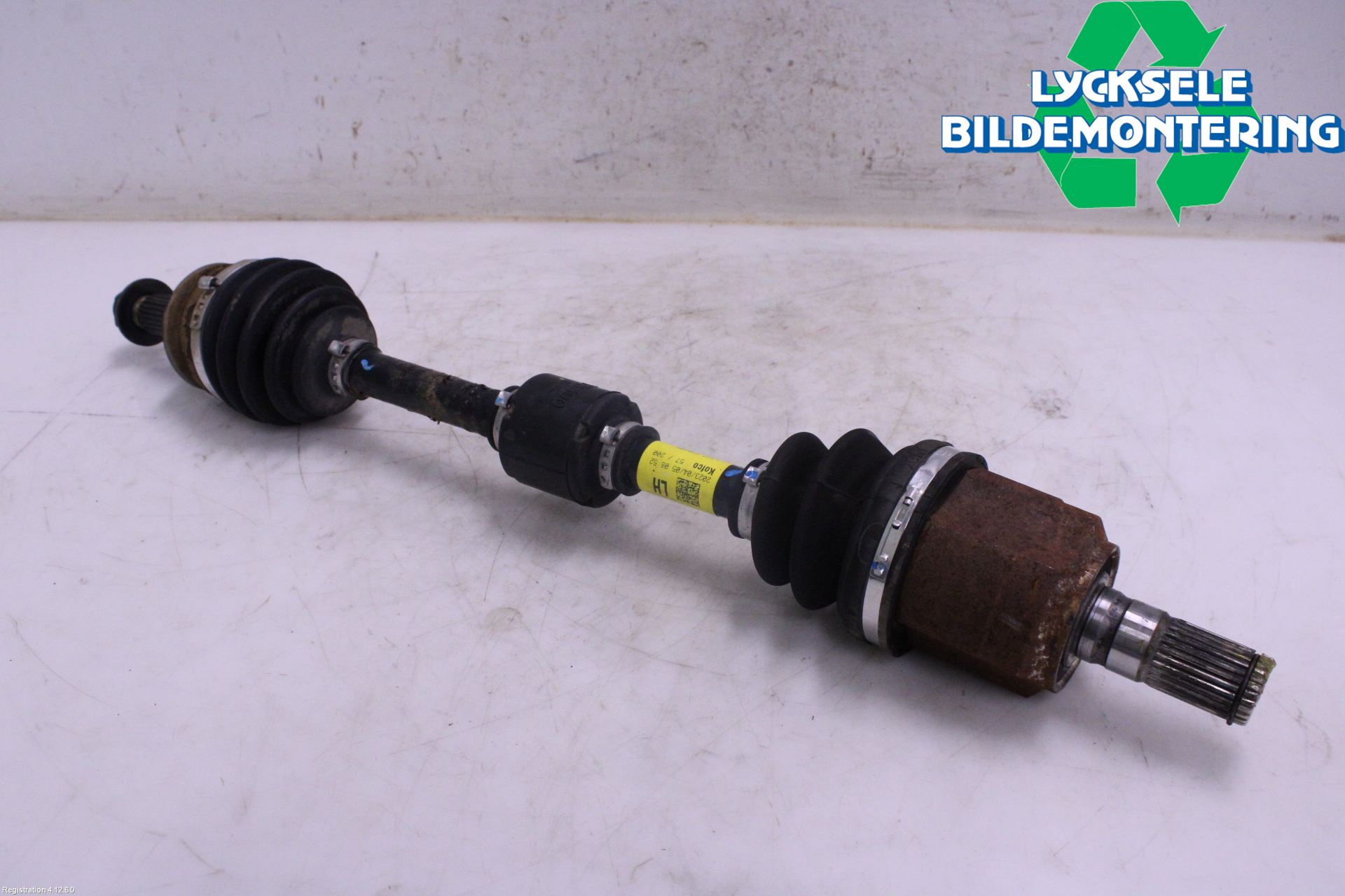 Kia STONIC 18->> Drivaxel Fram Vänster