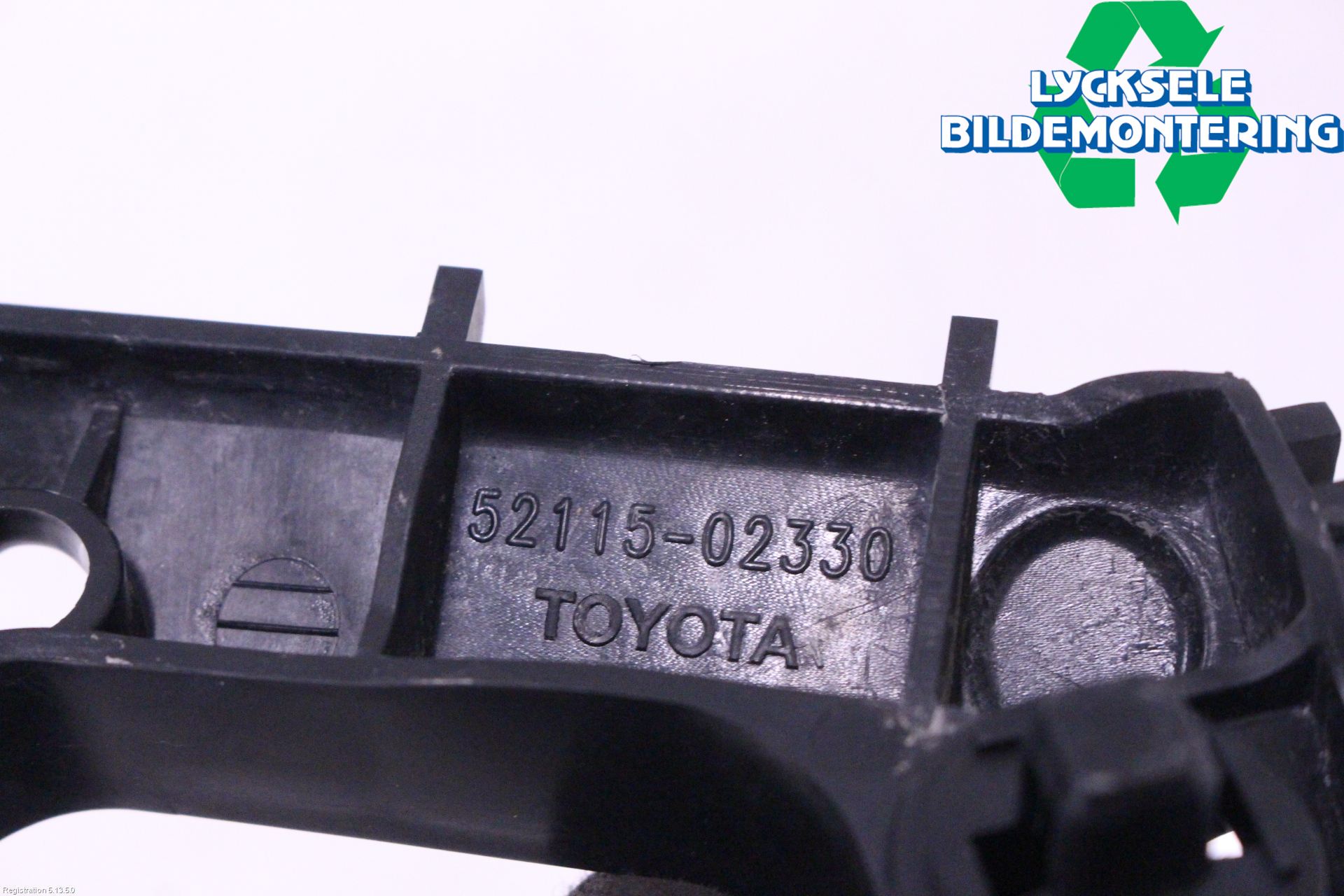 Toyota COROLLA 19- Stötfångarfäste Fram Hö