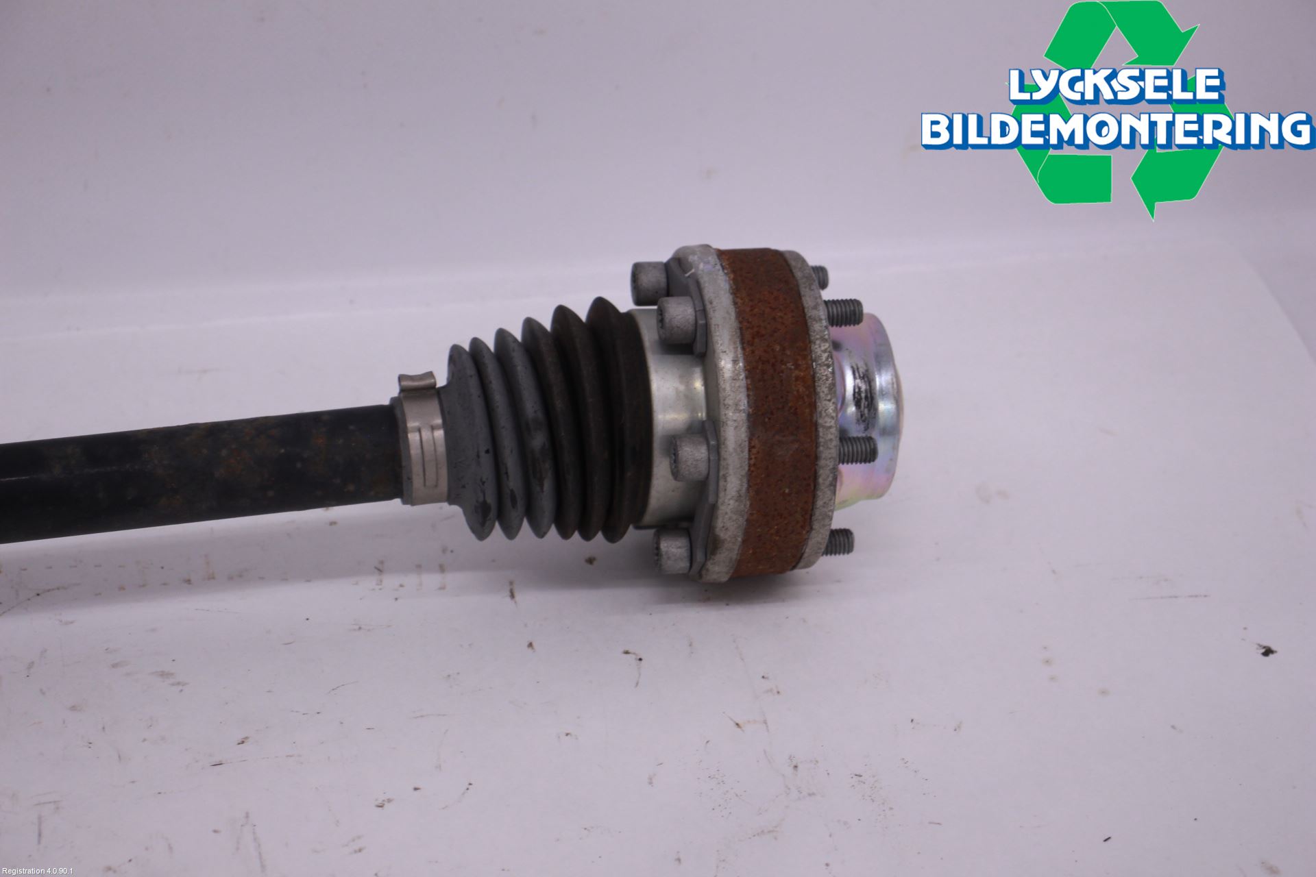 Skoda SUPERB 16-24 Drivaxel Bak Höger