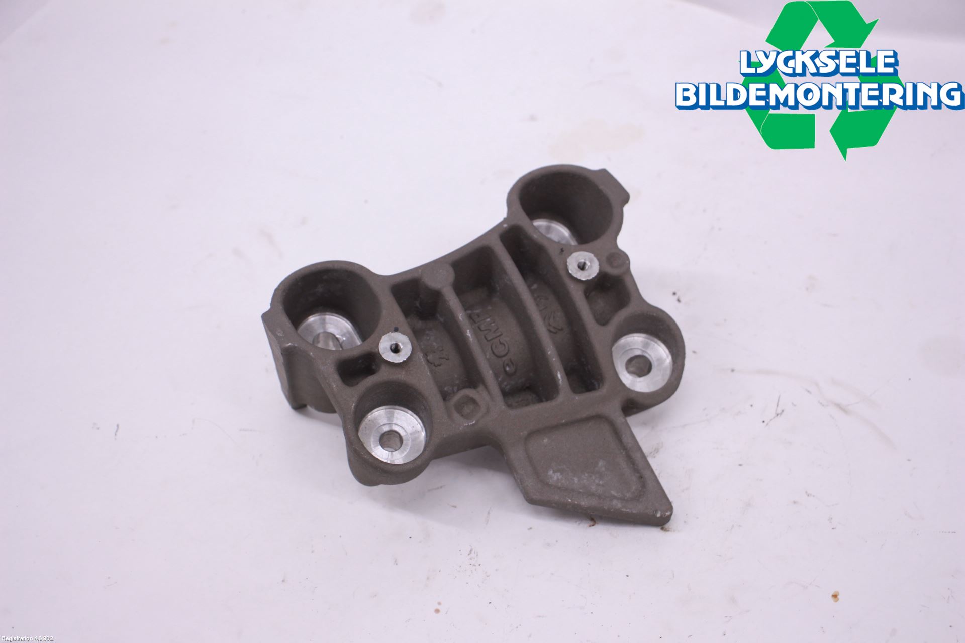 Citroen C4/E-C4 C4X/E-C4X III 21- Motorfäste