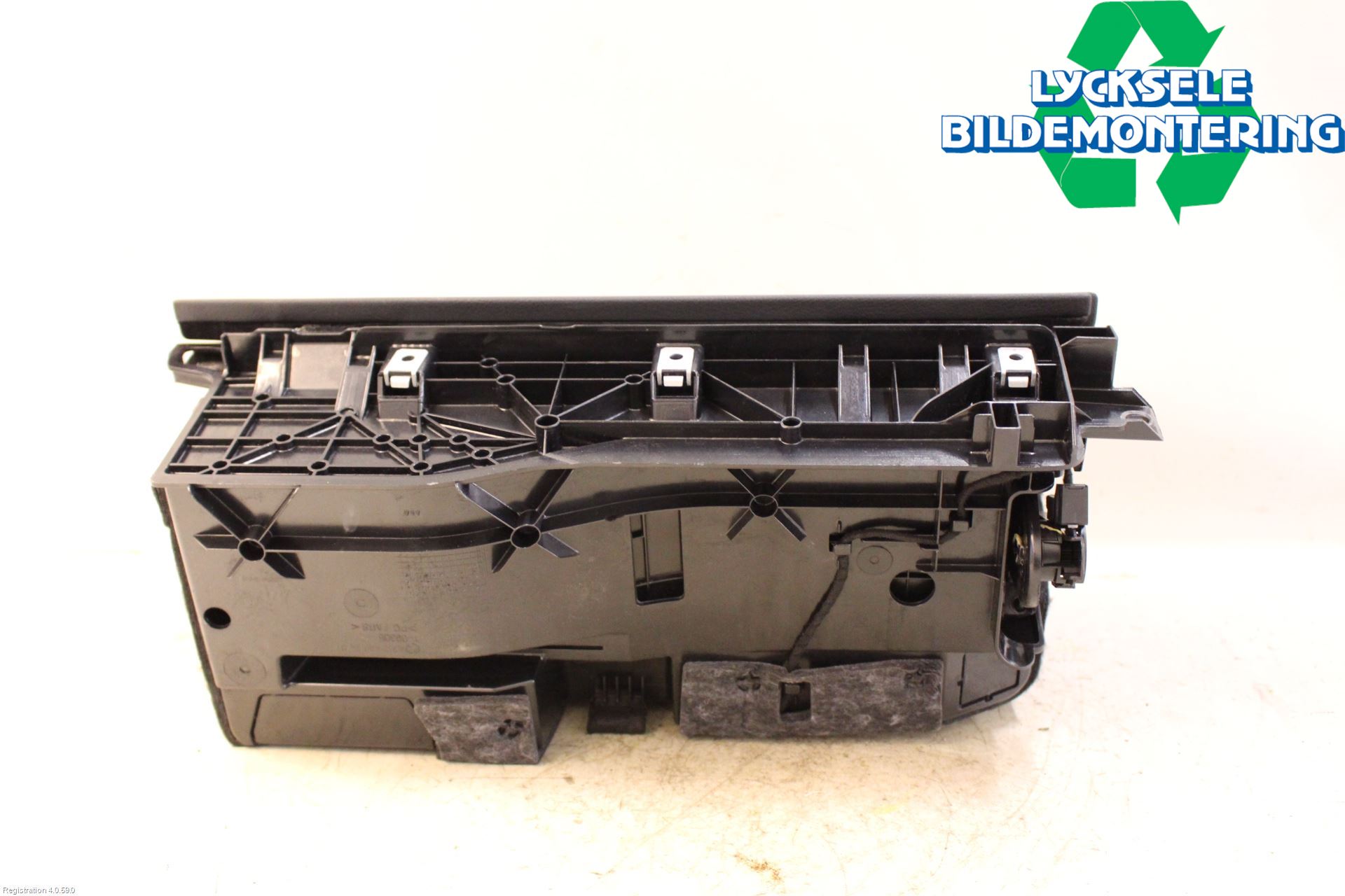 Mercedes-Benz MB E-KLASS (W212) 09-16 Handskfack