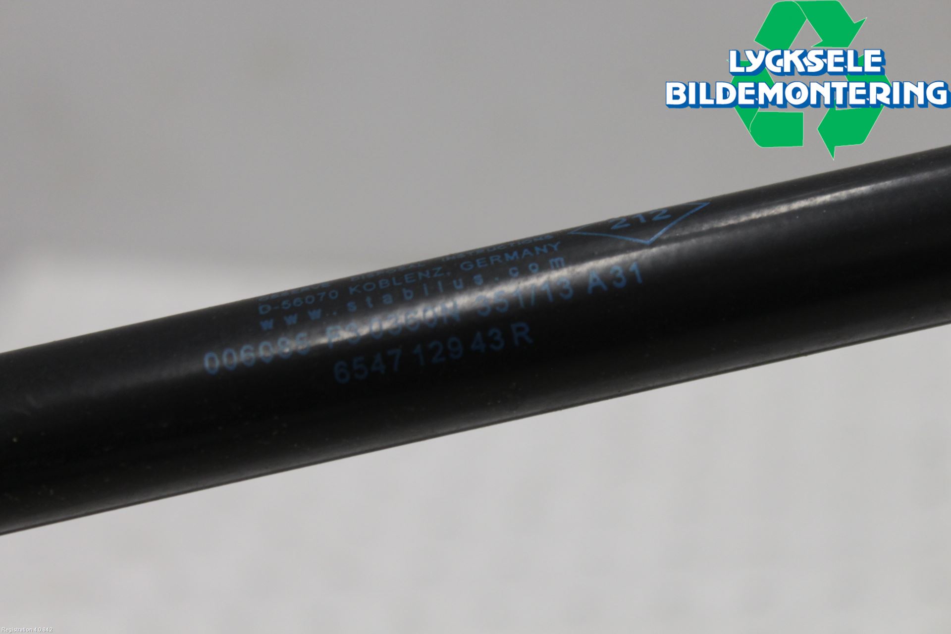 Dacia DUSTER 10-17 Gasfjäder Baklucka