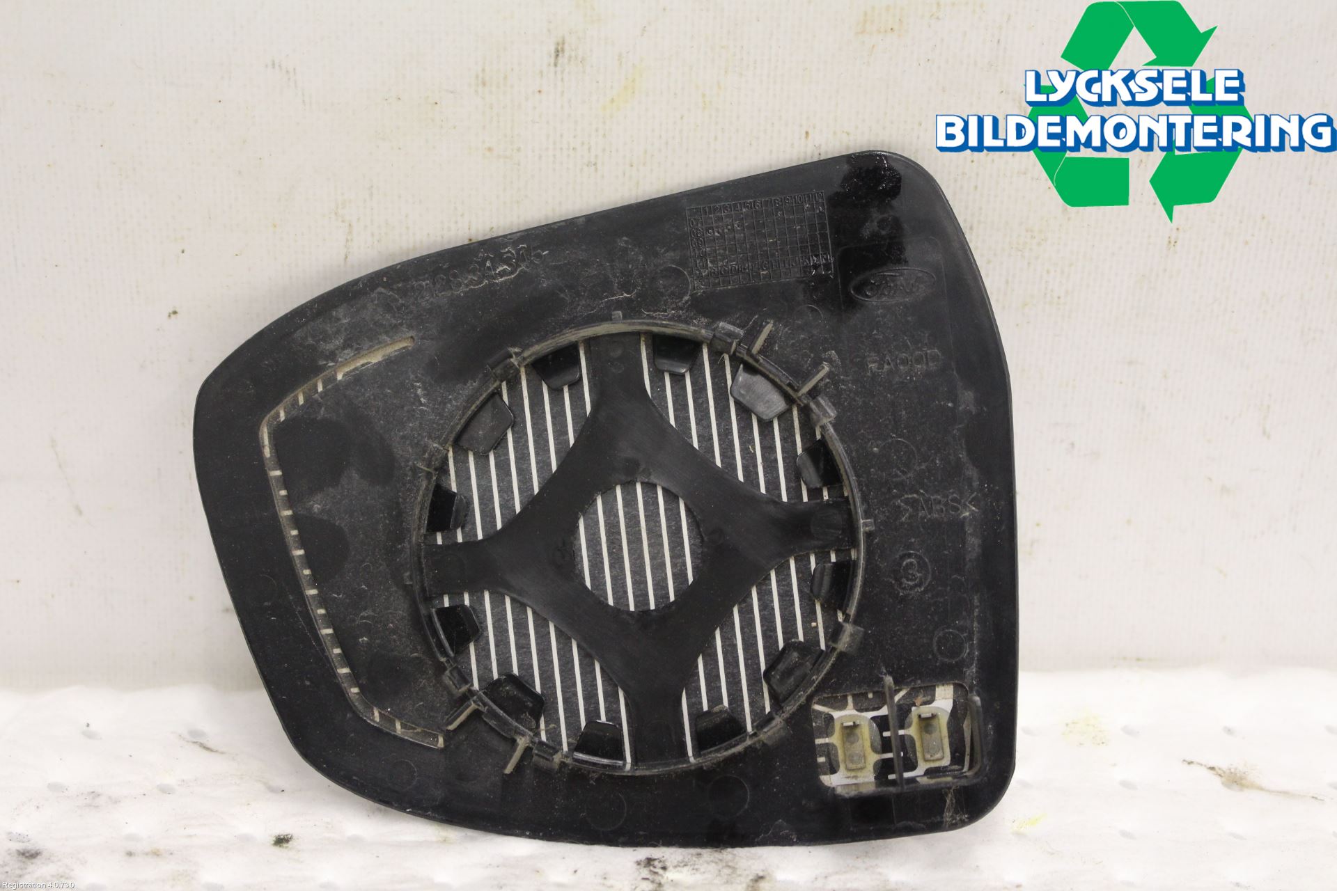 Ford FOCUS 08-11 Spegelglas Vä