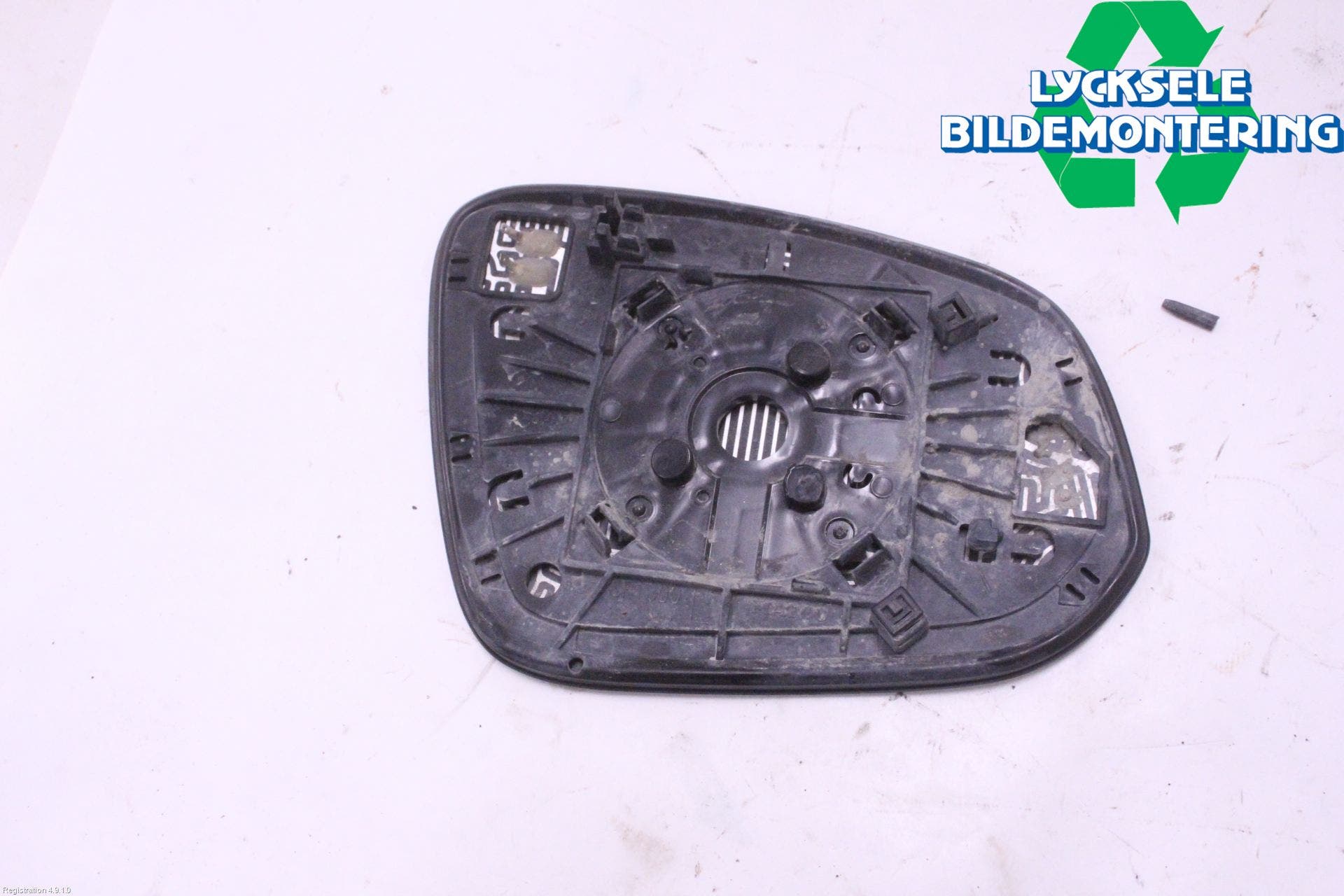 Toyota HILUX 16- Spegelglas Vä