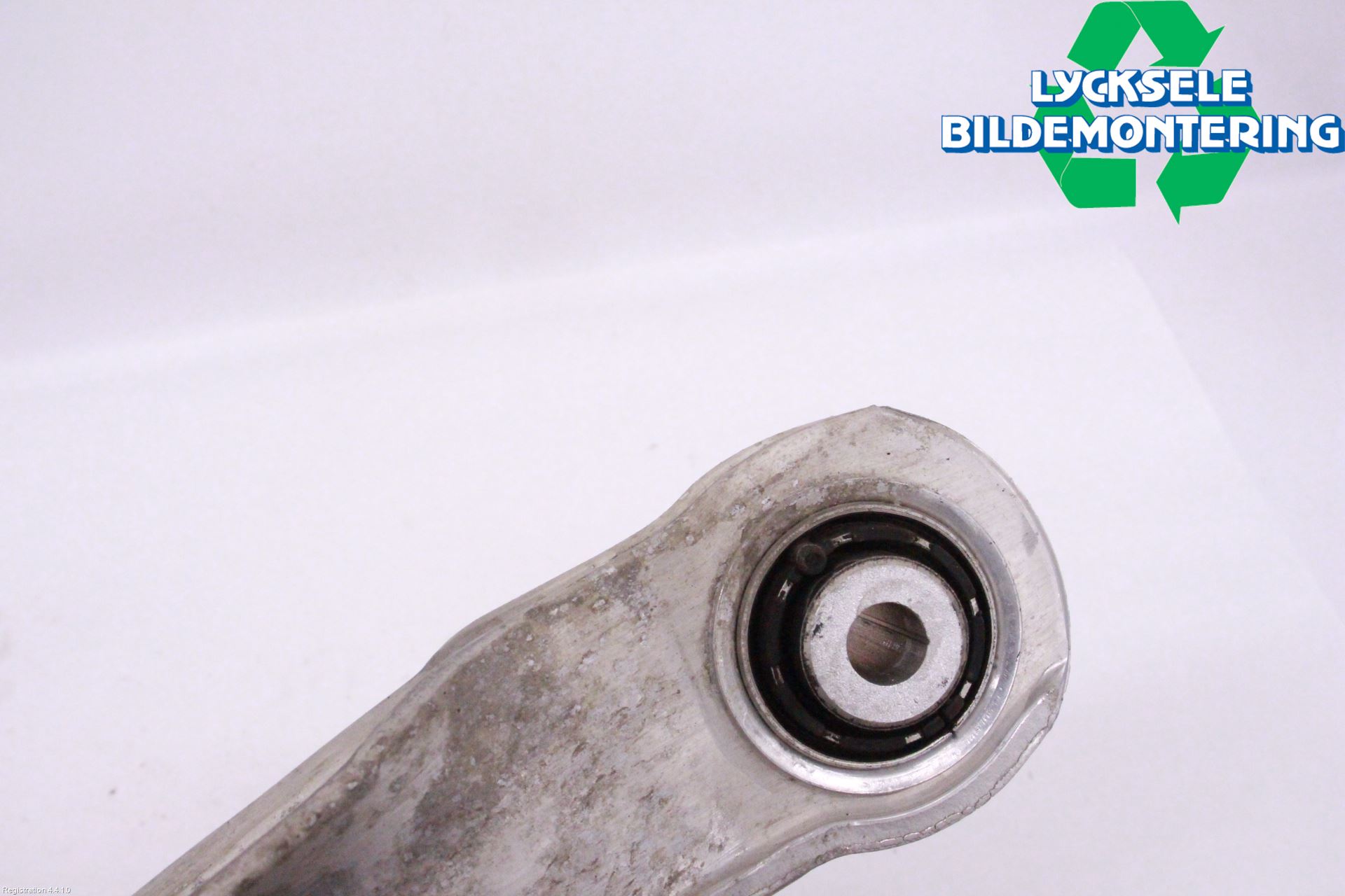 Audi A4/S4 B9 20- Bärarm Bak Vänster