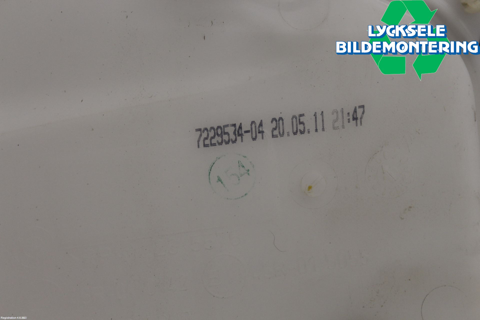 BMW 1 E87/81 5D/3D 03-11 Spolartank Vindruta-Strål