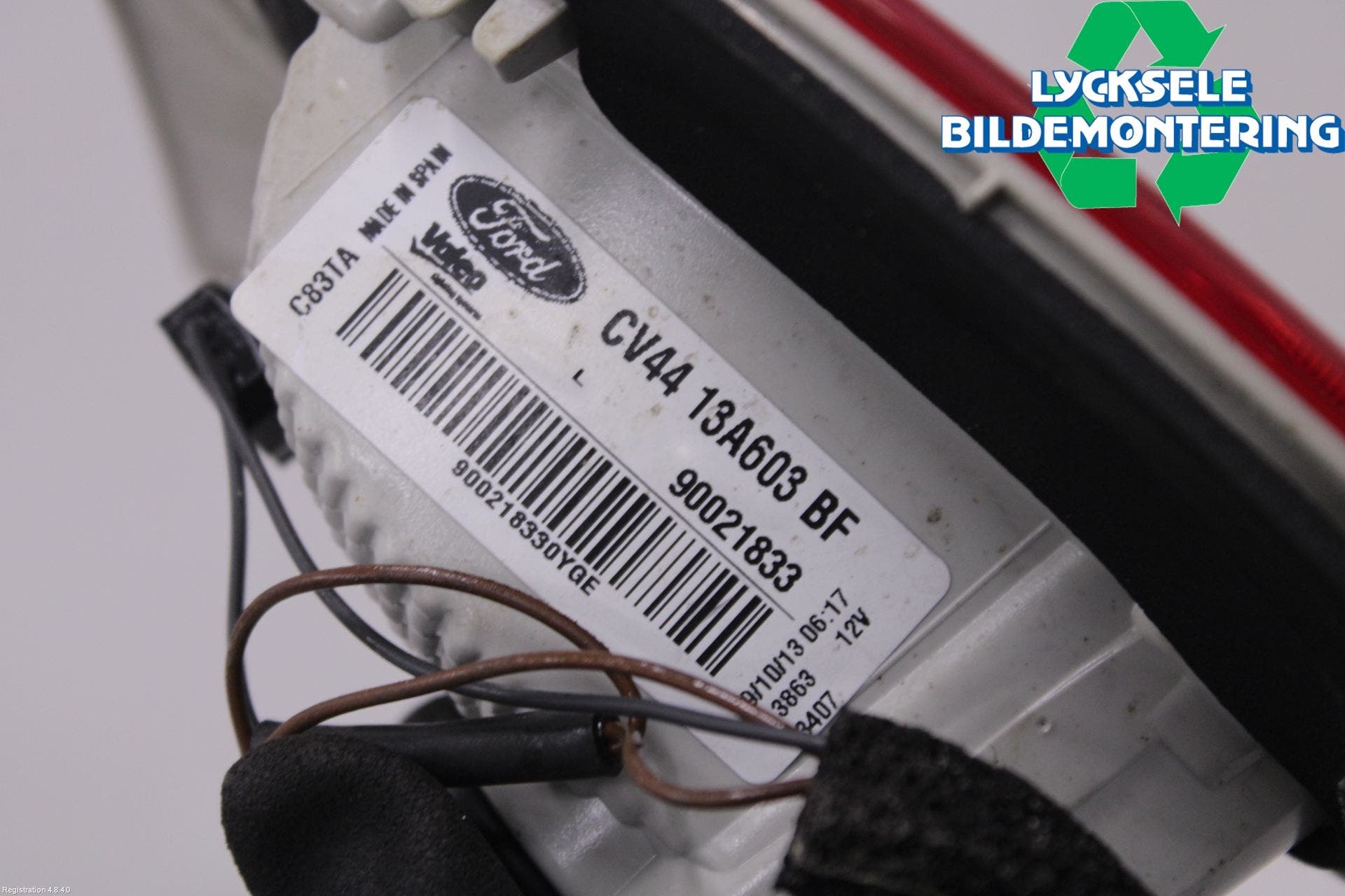 Ford KUGA 13-16 Bakljus Lucka Vä