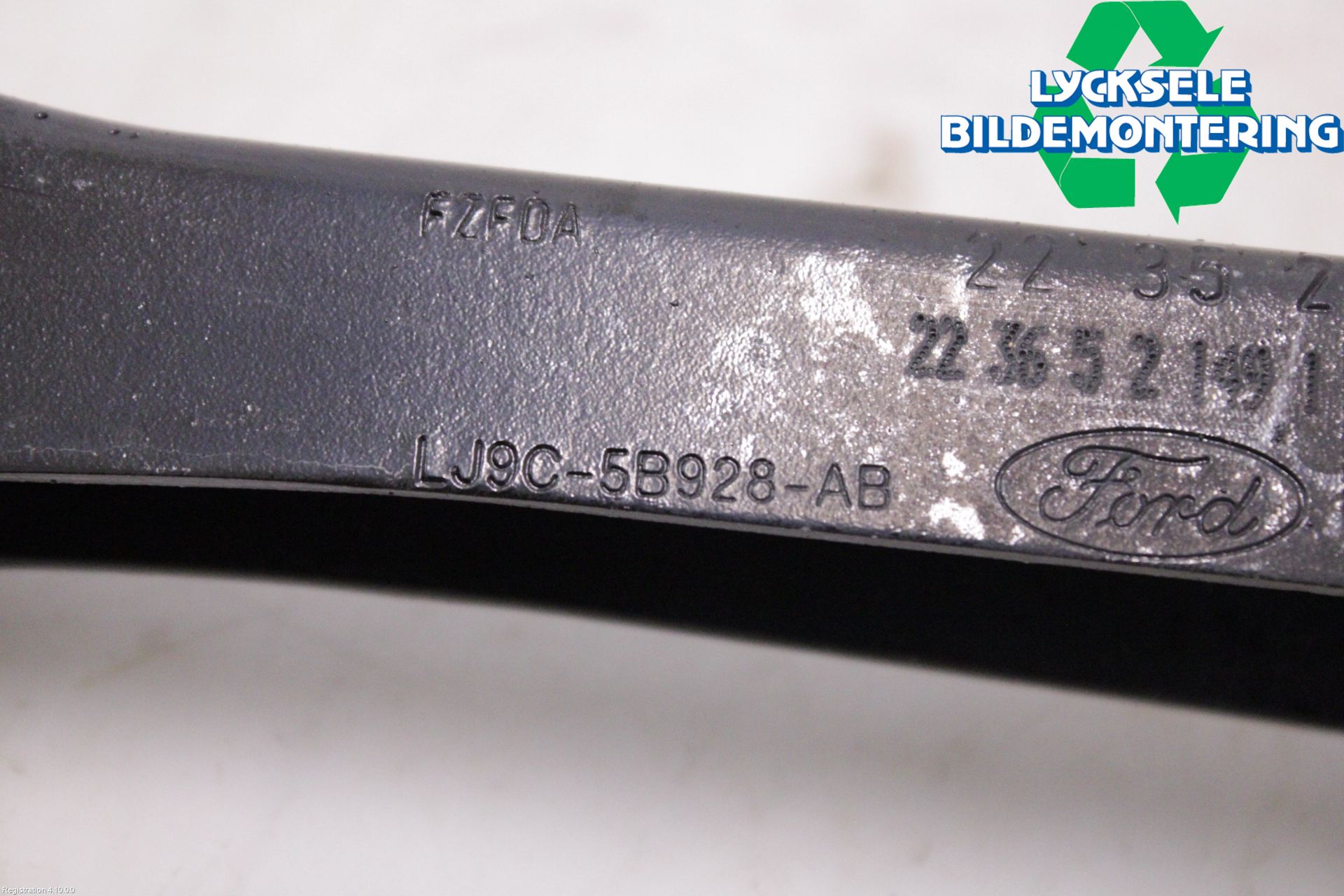 Ford MUSTANG Mach-E 21- Bärarm Bak Vä-Hö