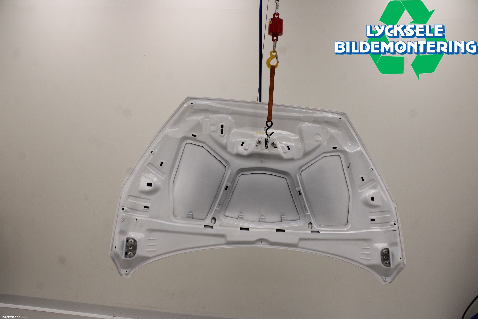 Ford FOCUS 15-18 Huv Fram