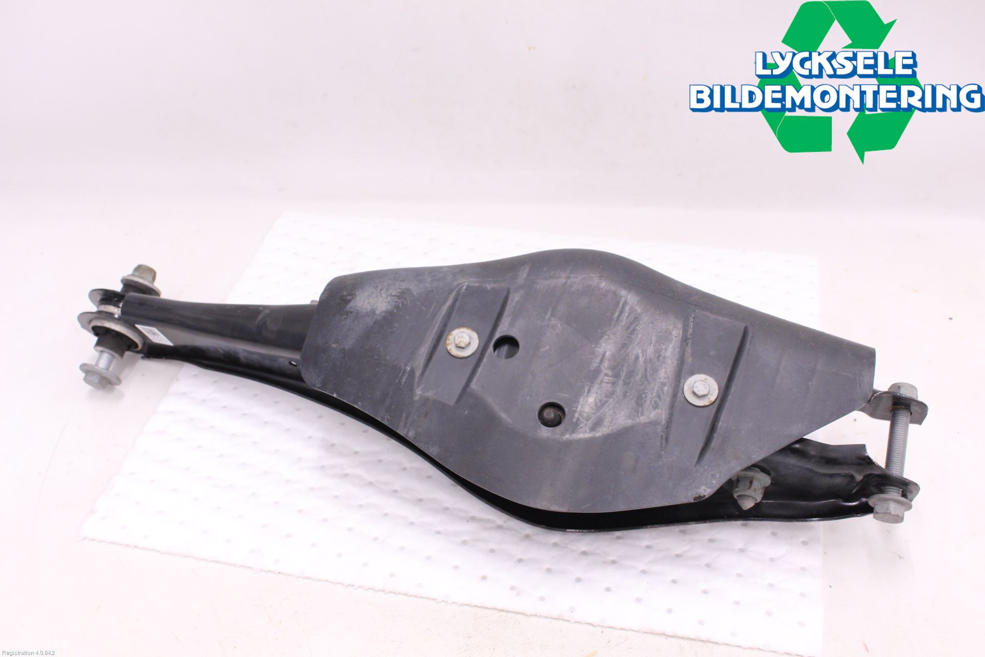 Audi A3/S3 8Y 21- Bärarm Bak Vänster