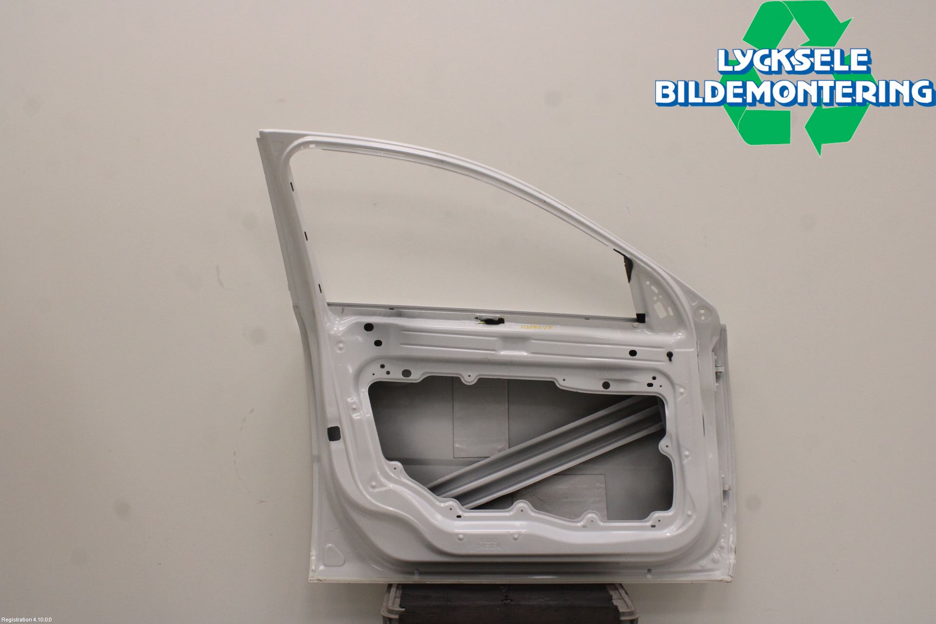 Volvo XC70 14-16 Dörr Fram Vänster
