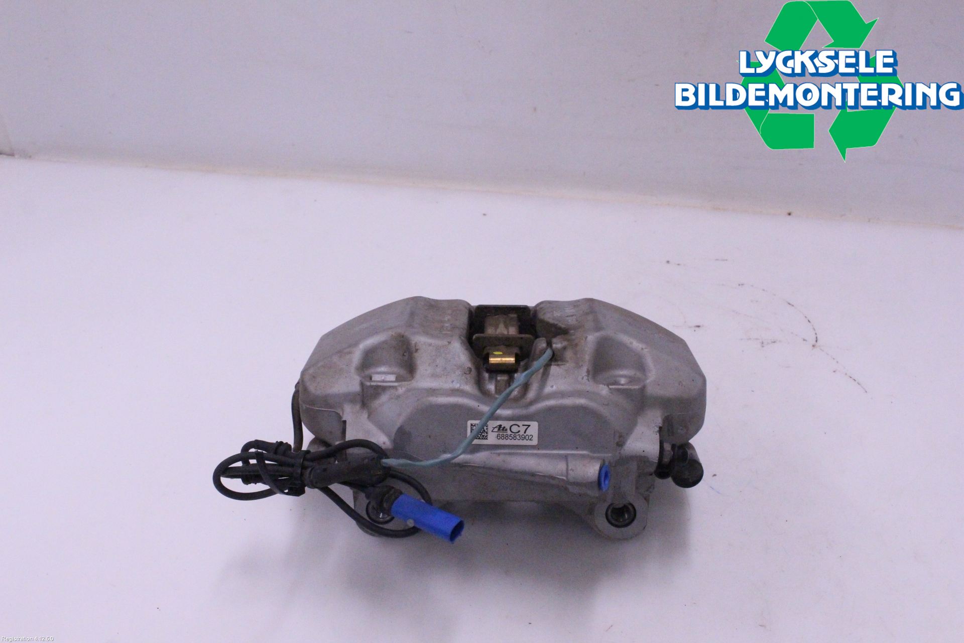 BMW 5 G30/G31/F90 17-23 Bromsok Fram Vänster