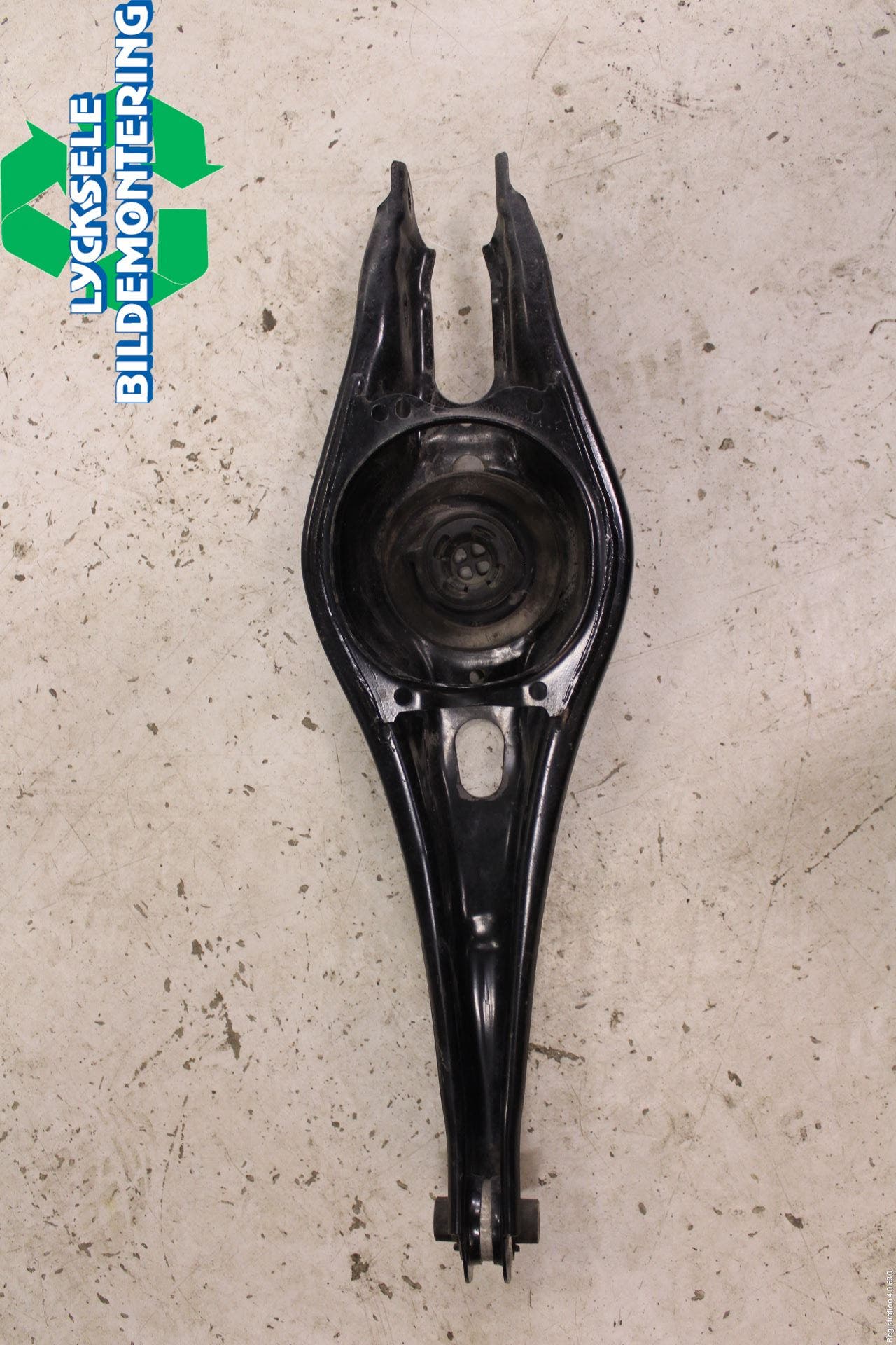 Skoda KODIAQ 17-24 Bärarm Bak Höger