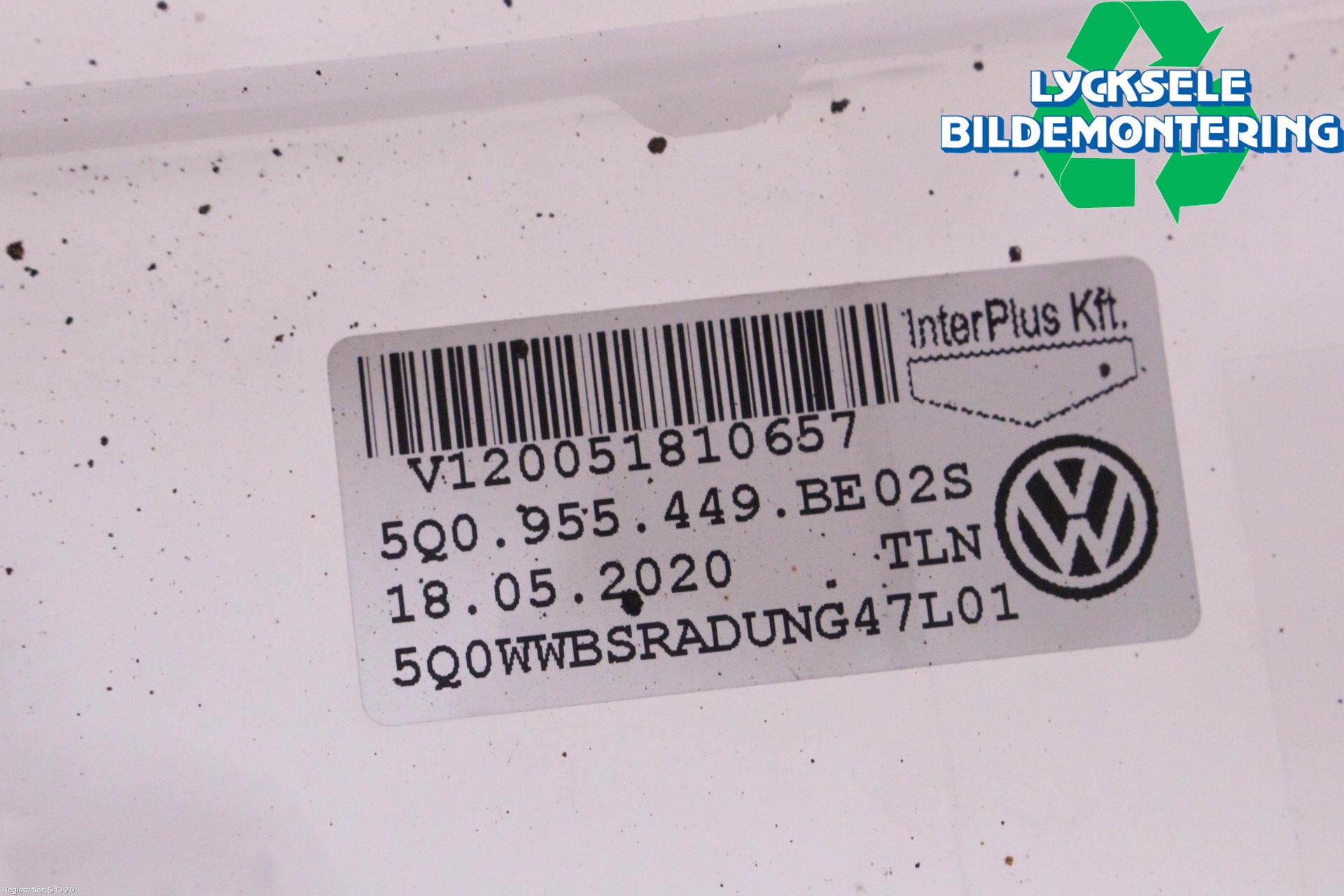 Skoda OCTAVIA (5E) 13-20 Spolartank Vindruta-Strål
