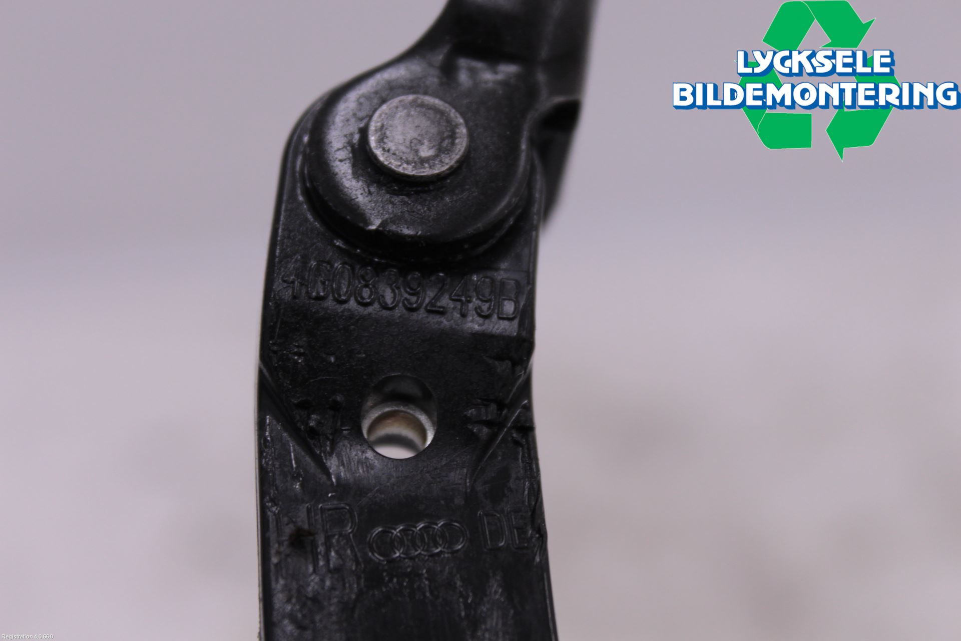 Audi A6 ALLROAD 12-18 Dörrstopp