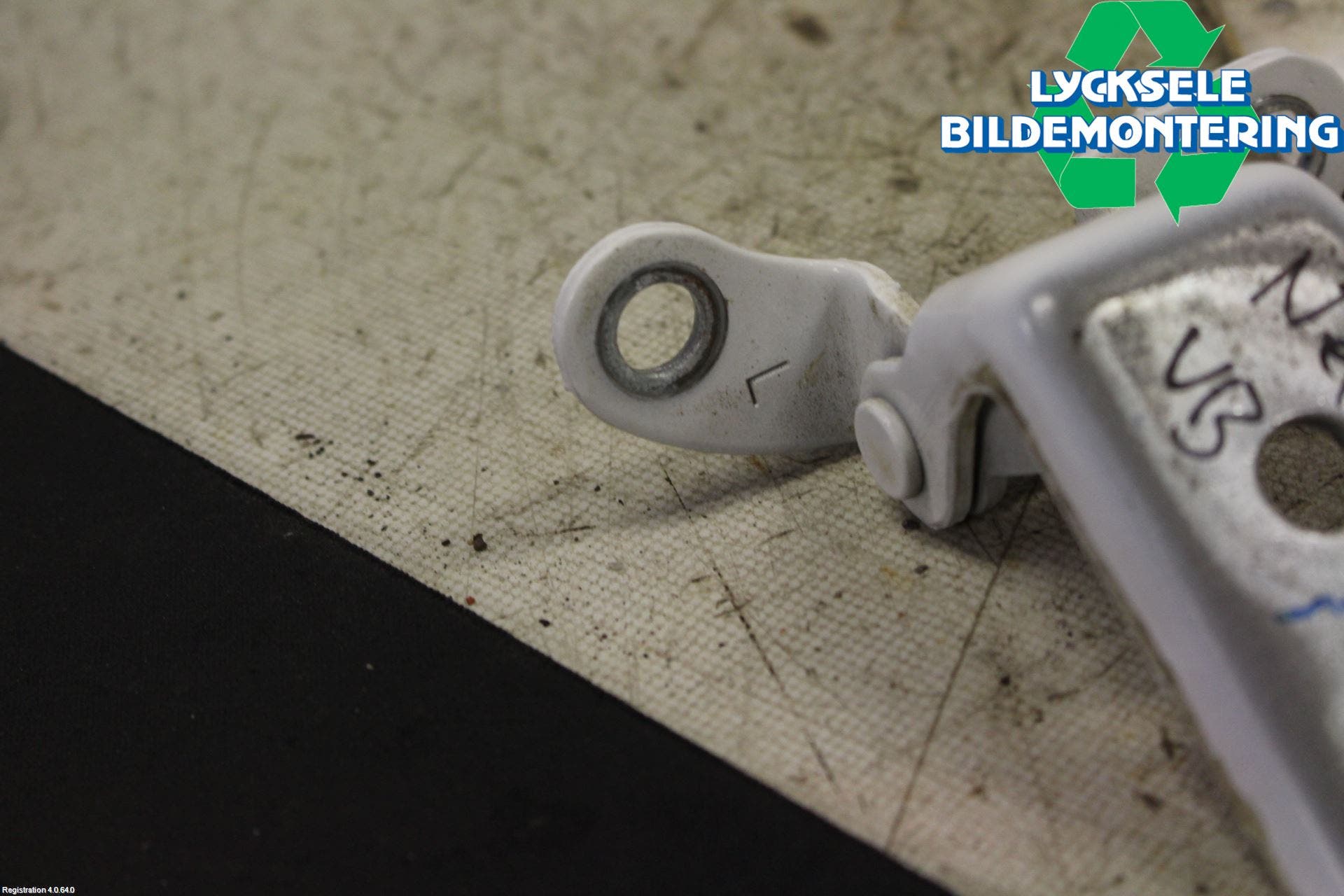 Toyota HILUX 16- Dörrgångjärn