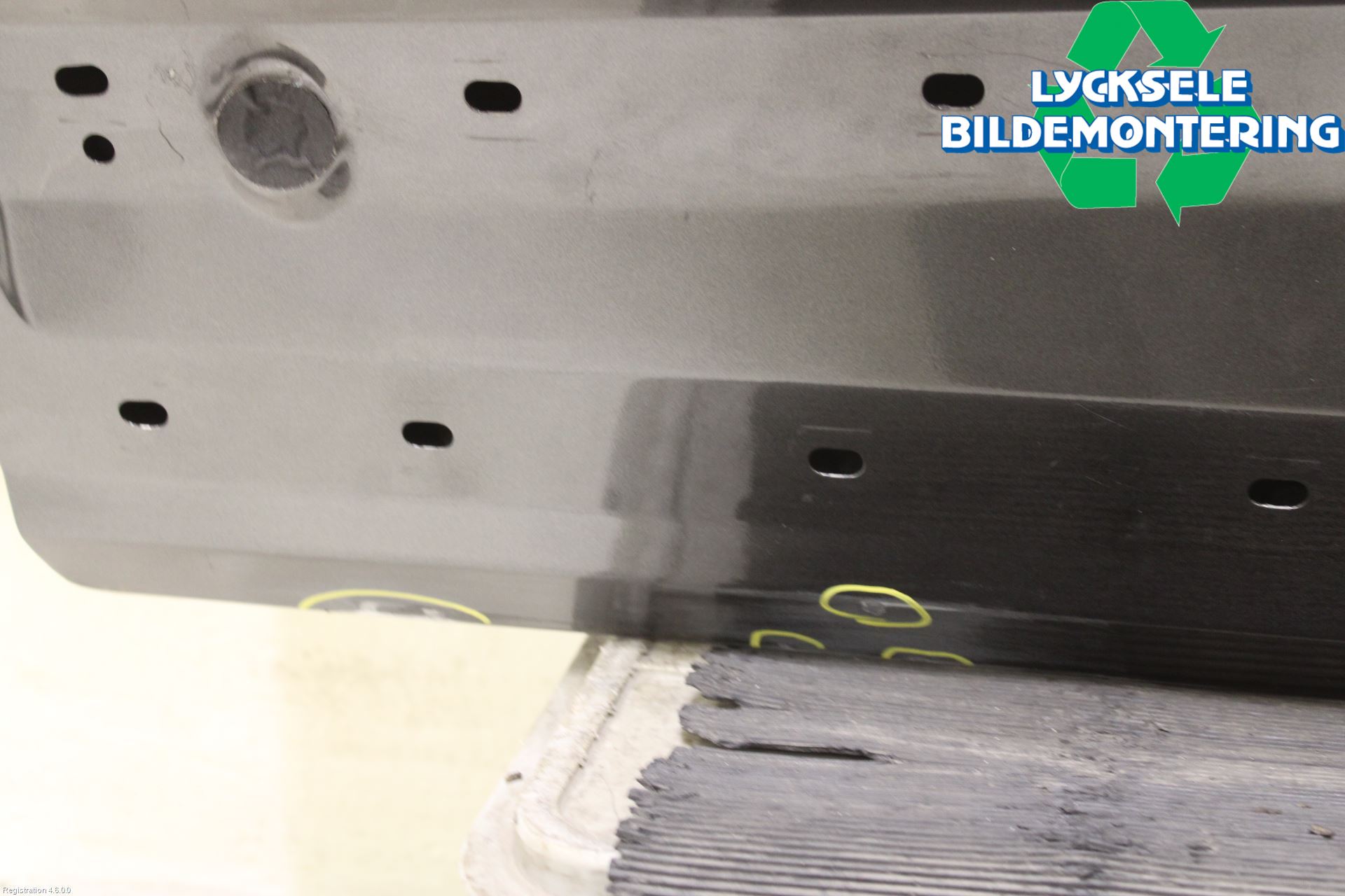 Ford KUGA 17-19 Dörr Bak Vänster